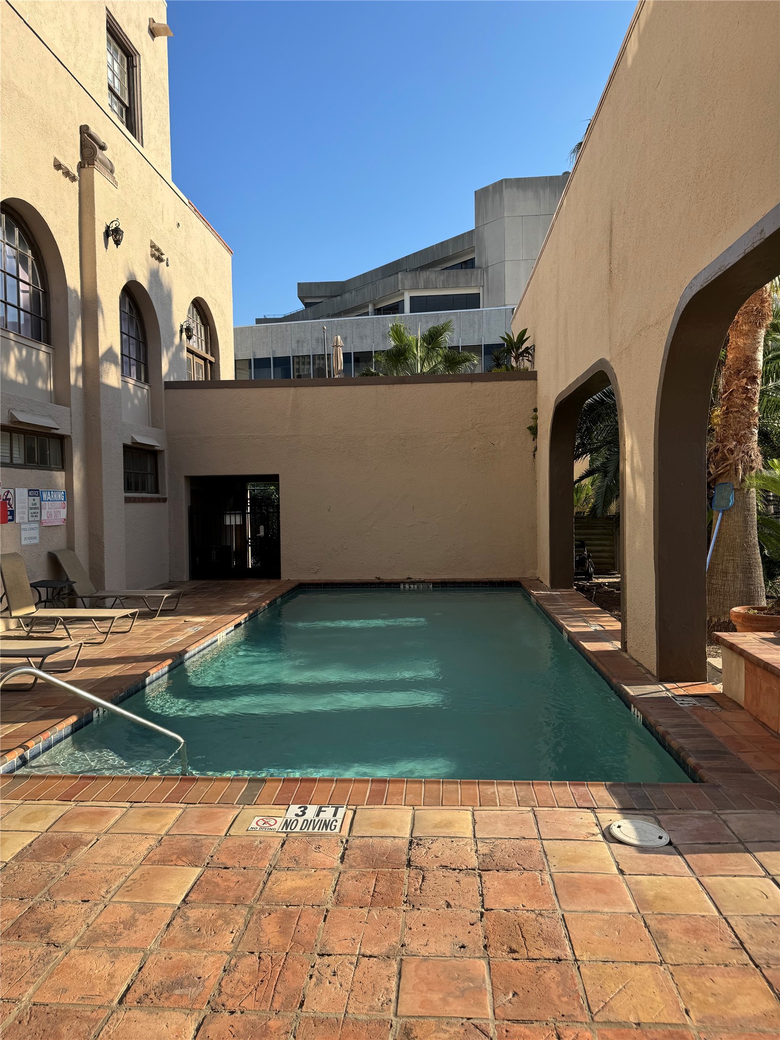621 21st Street, #303, Galveston, TX 77550