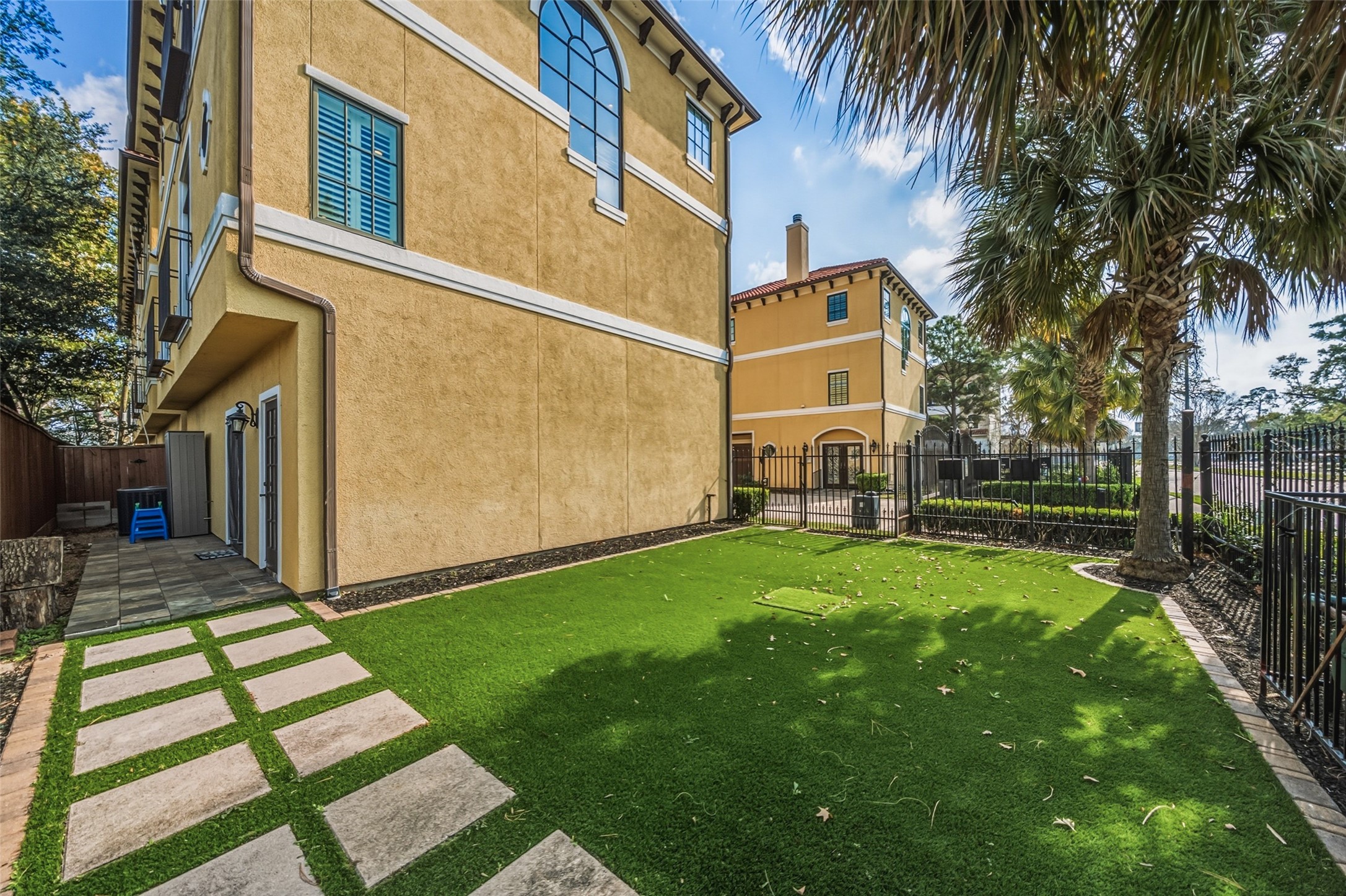 1302 Antoine Drive, #A, Houston, TX 77055