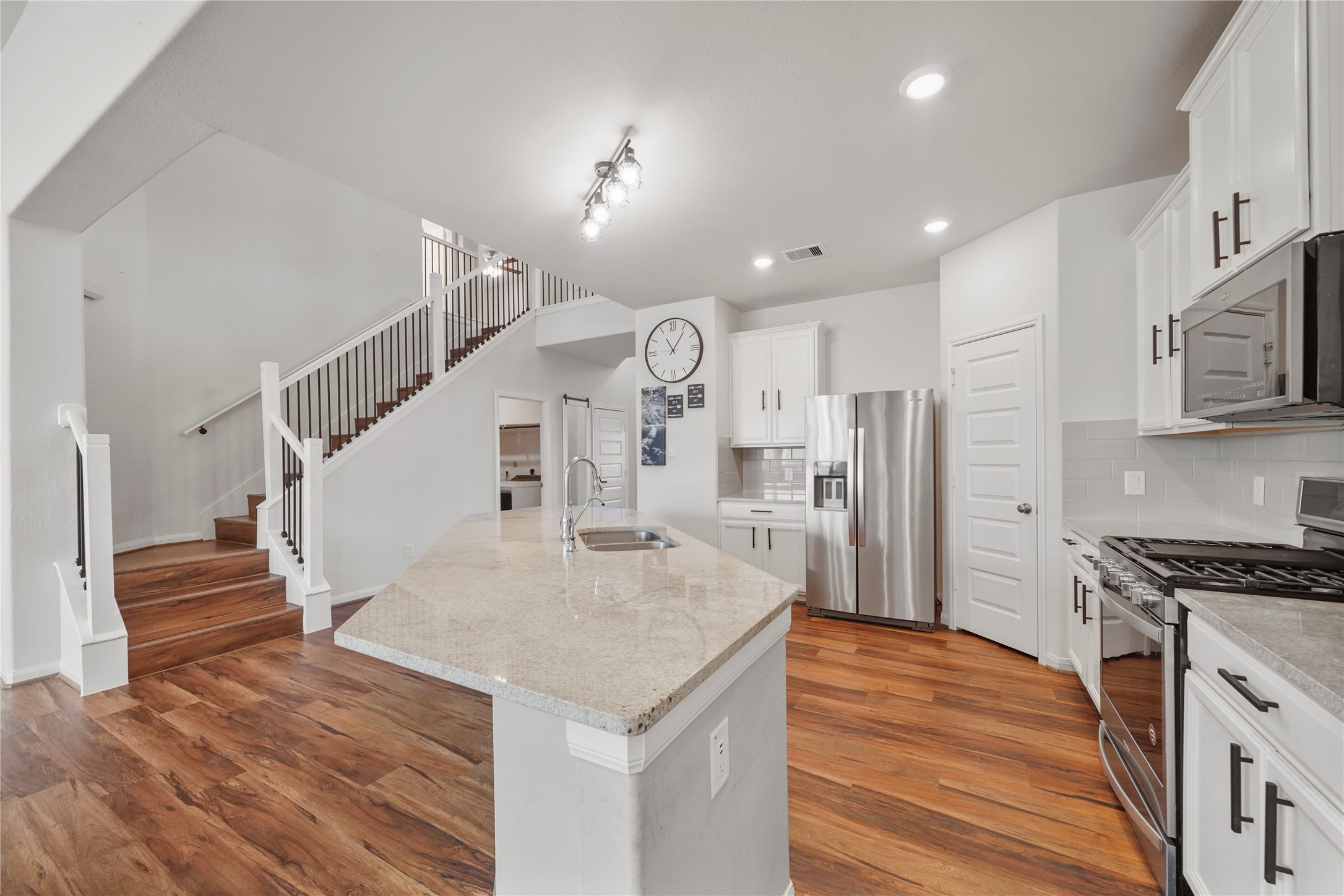 3314 Dry Creek Drive, Missouri City, TX 77459