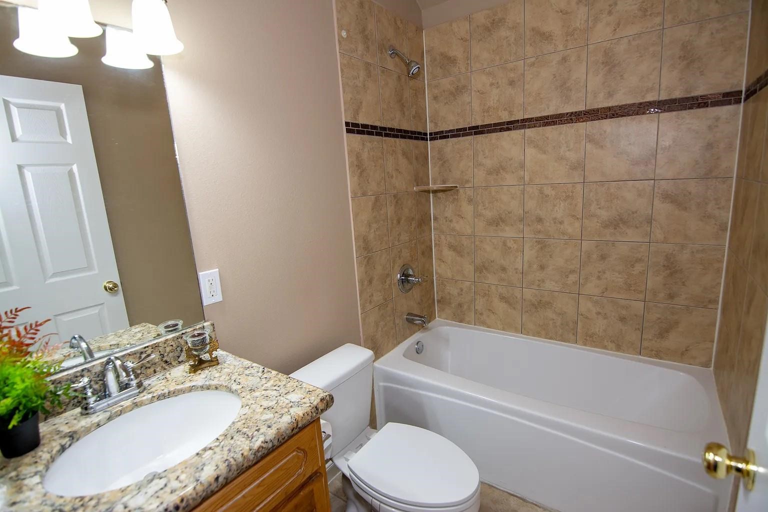 15719 Edo Circle, Houston, TX 77083