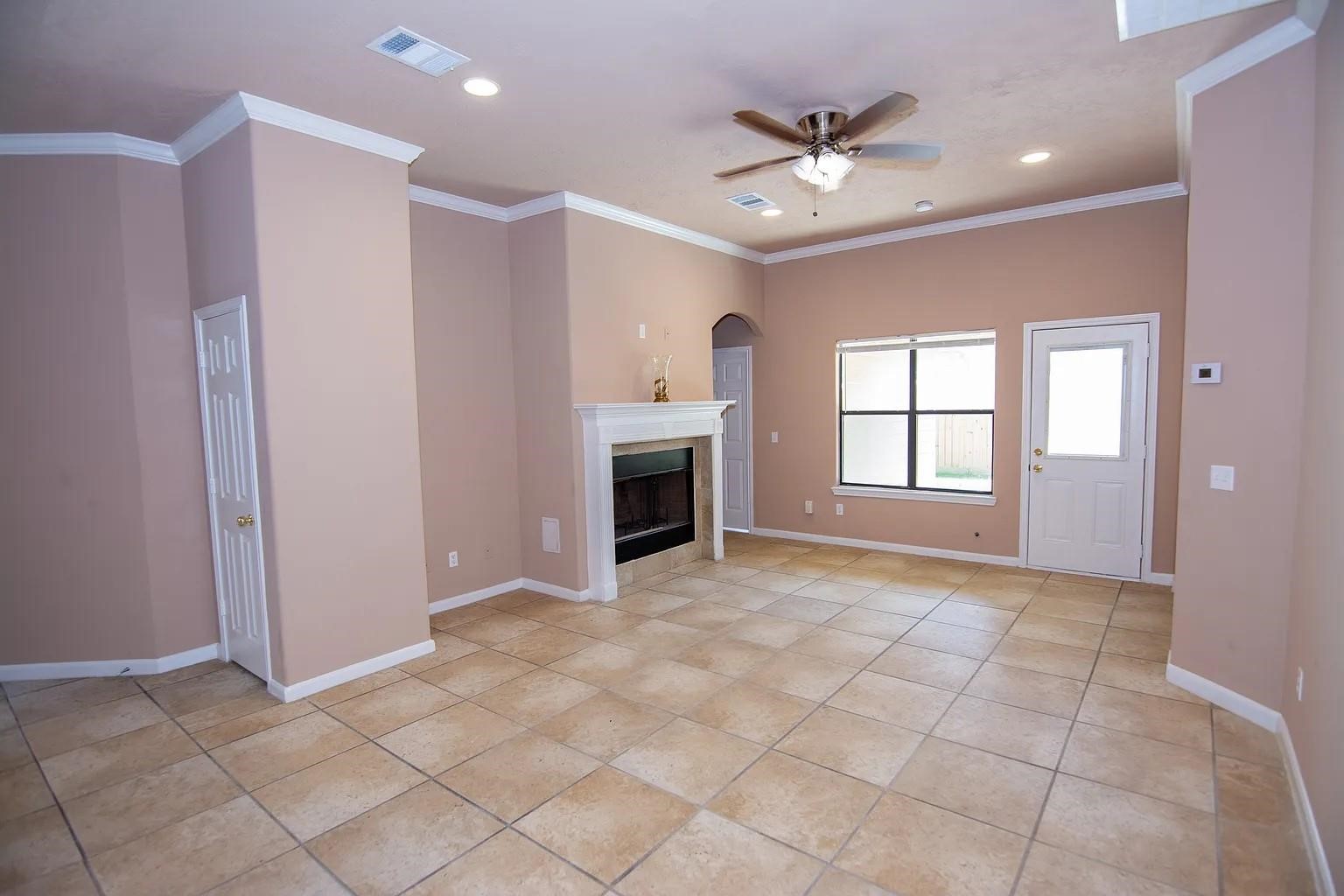 15719 Edo Circle, Houston, TX 77083 15719 Edo Circle, Houston, TX 77083