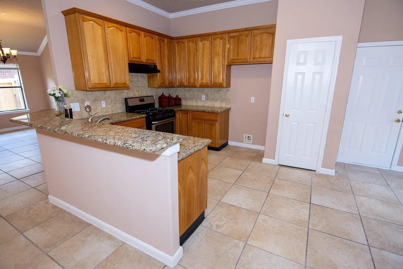 15719 Edo Circle, Houston, TX 77083 15719 Edo Circle, Houston, TX 77083