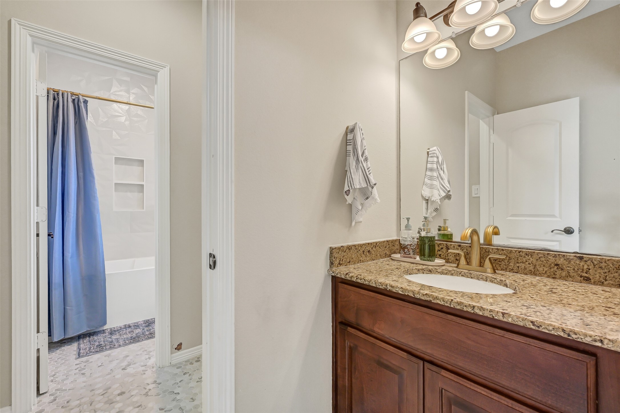 4516 Estella Court, League City, TX 77573