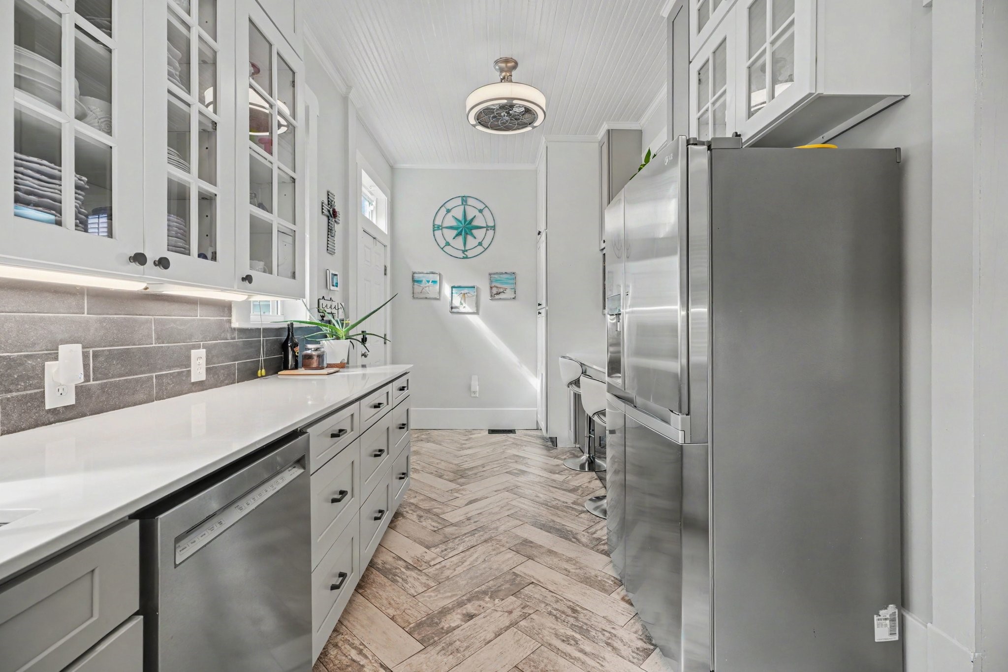 2211 Bernardo De Galvez Avenue, Galveston, TX 77550