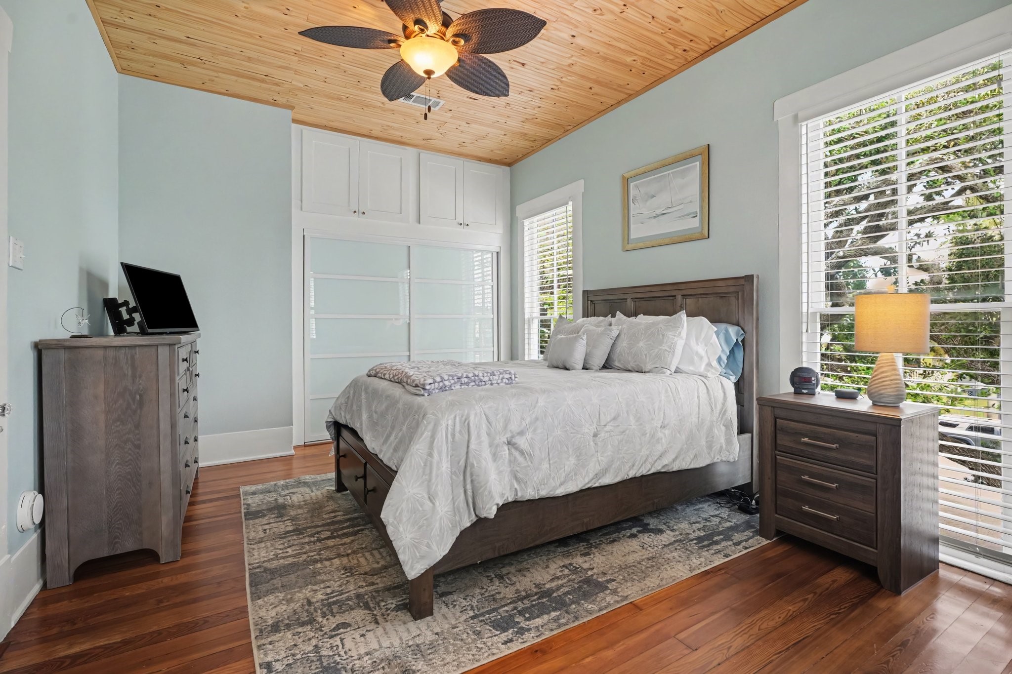 2211 Bernardo De Galvez Avenue, Galveston, TX 77550