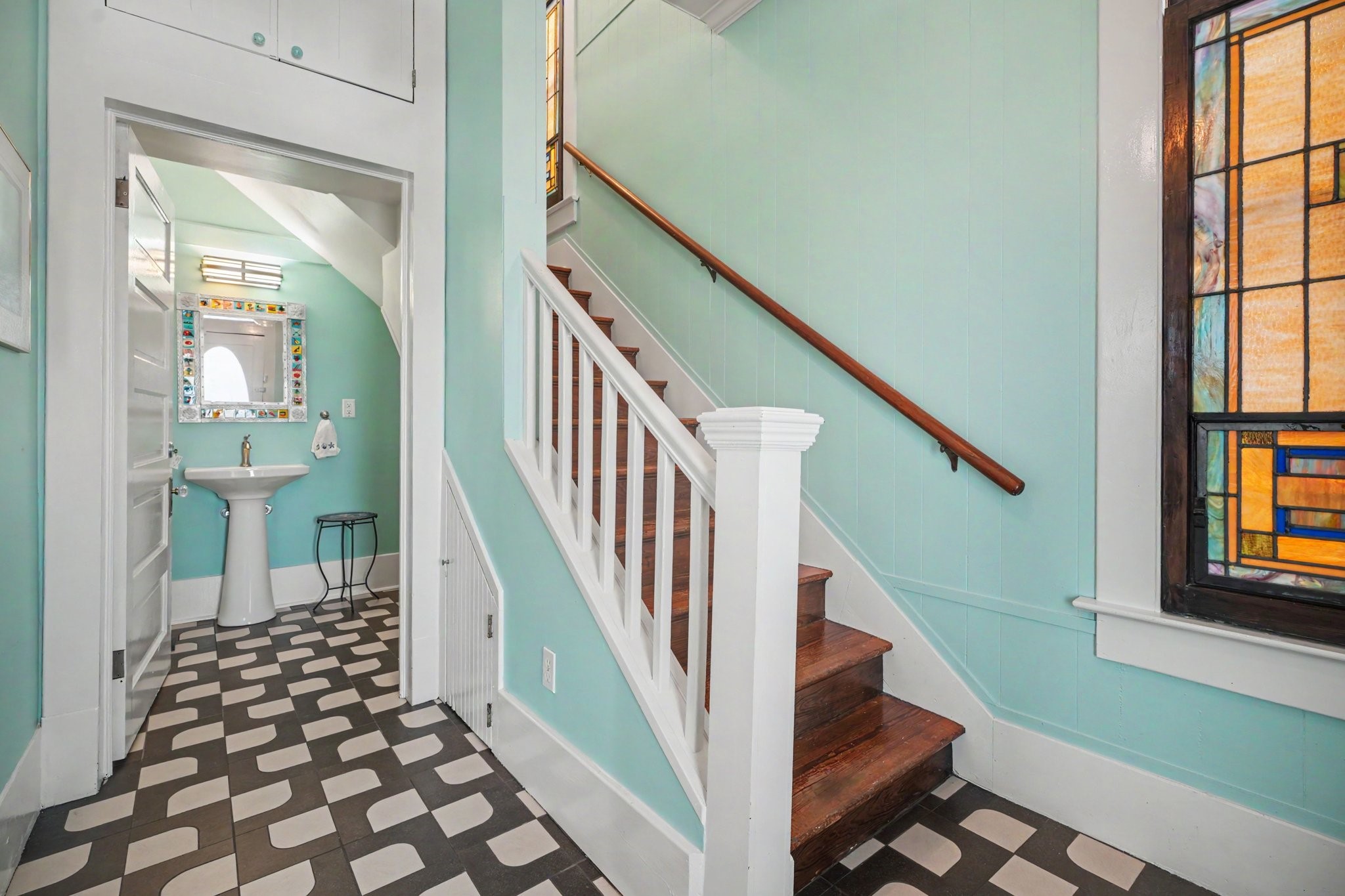 2211 Bernardo De Galvez Avenue, Galveston, TX 77550