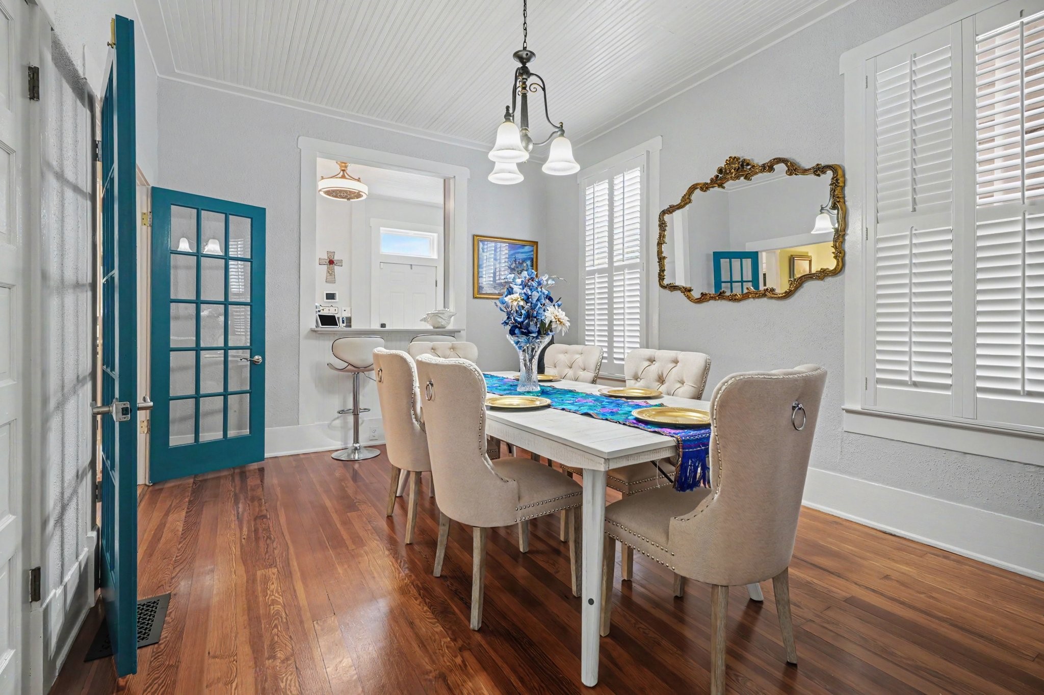 2211 Bernardo De Galvez Avenue, Galveston, TX 77550