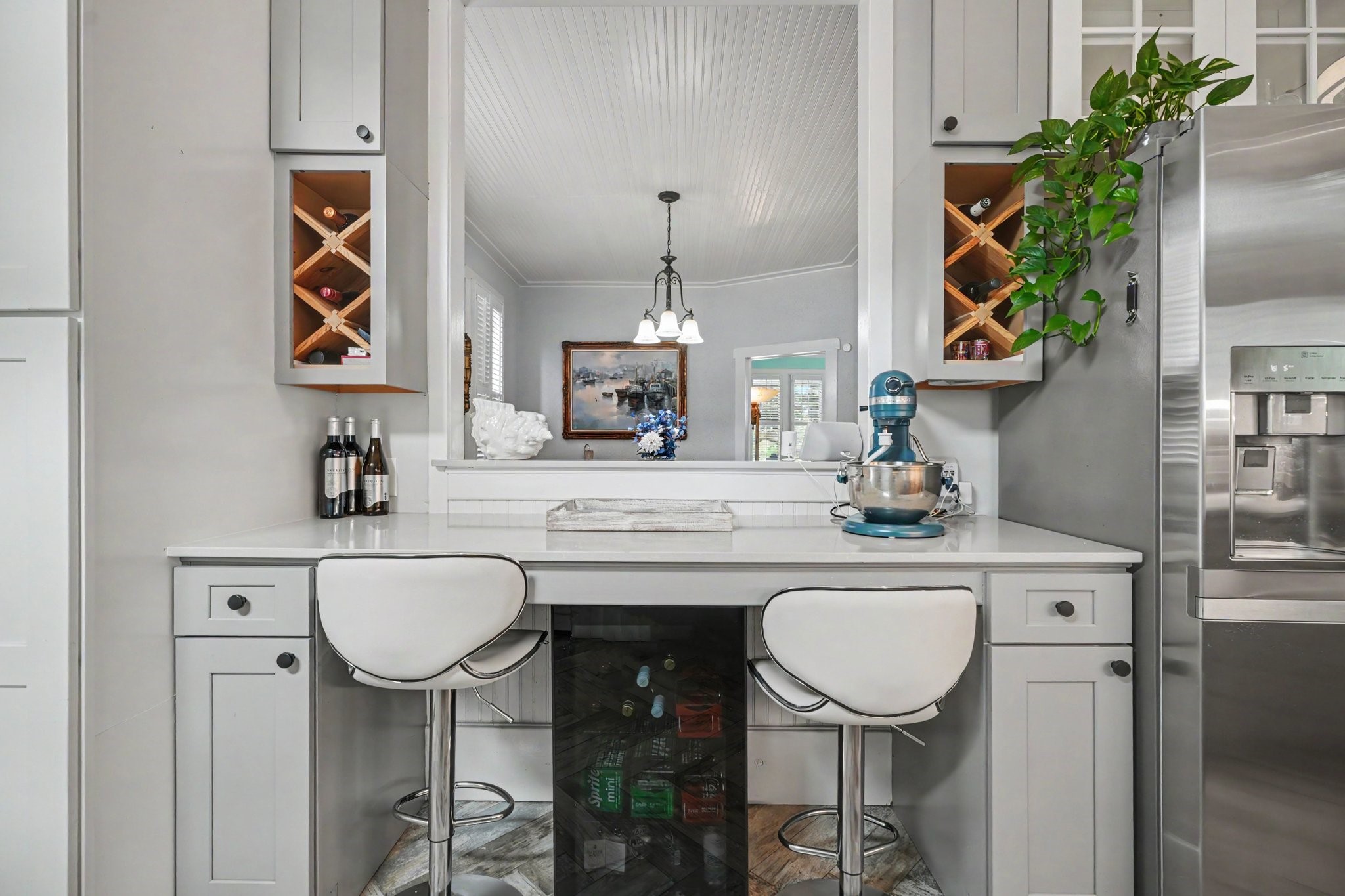 2211 Bernardo De Galvez Avenue, Galveston, TX 77550