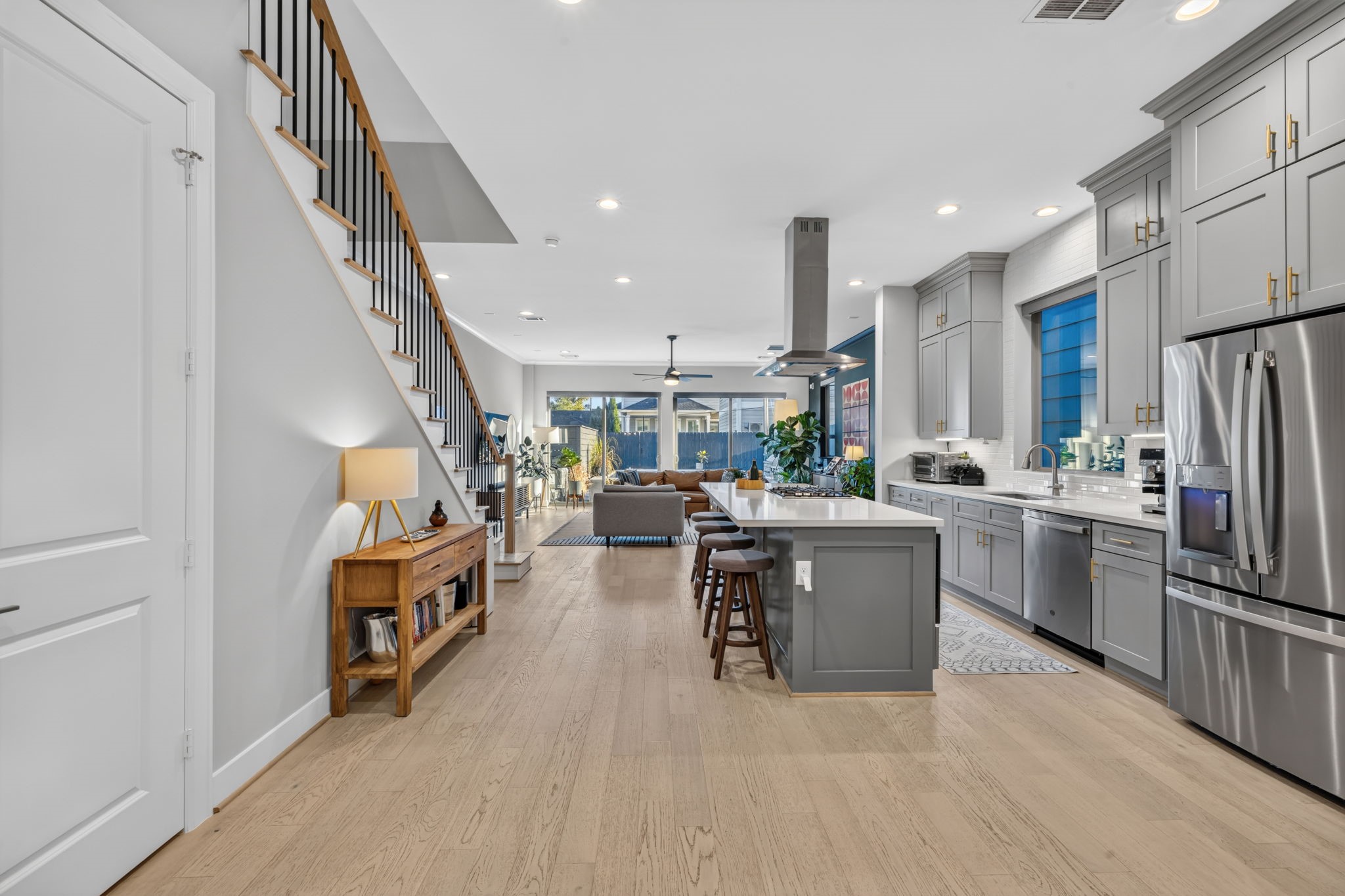306 E 27th Street, Houston, TX 77008 306 E 27th Street, Houston, TX 77008
