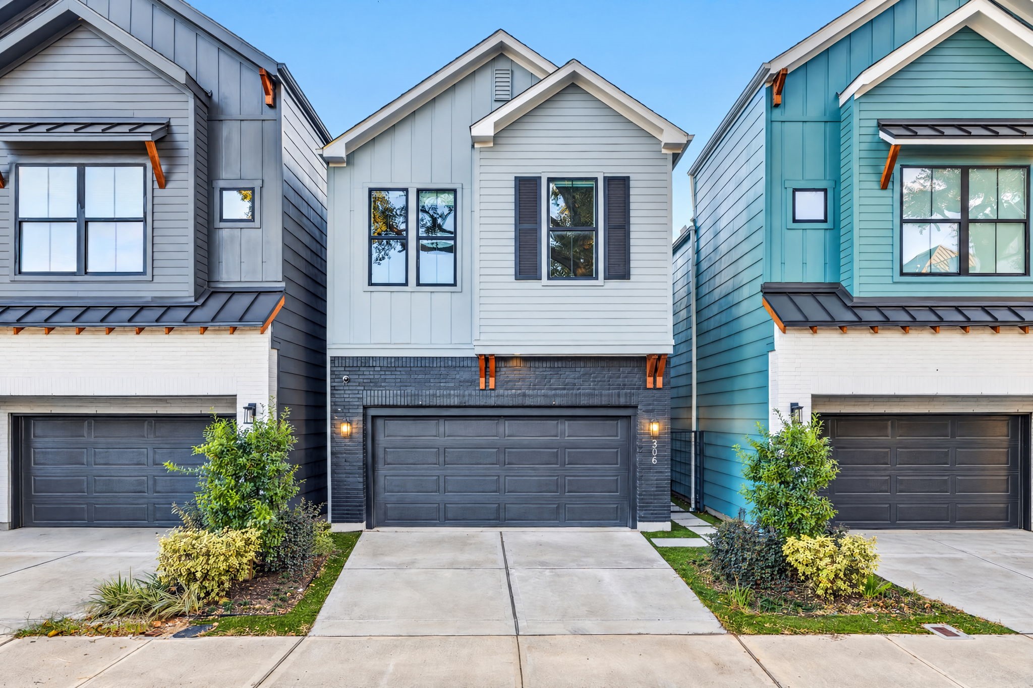 306 E 27th Street, Houston, TX 77008 306 E 27th Street, Houston, TX 77008