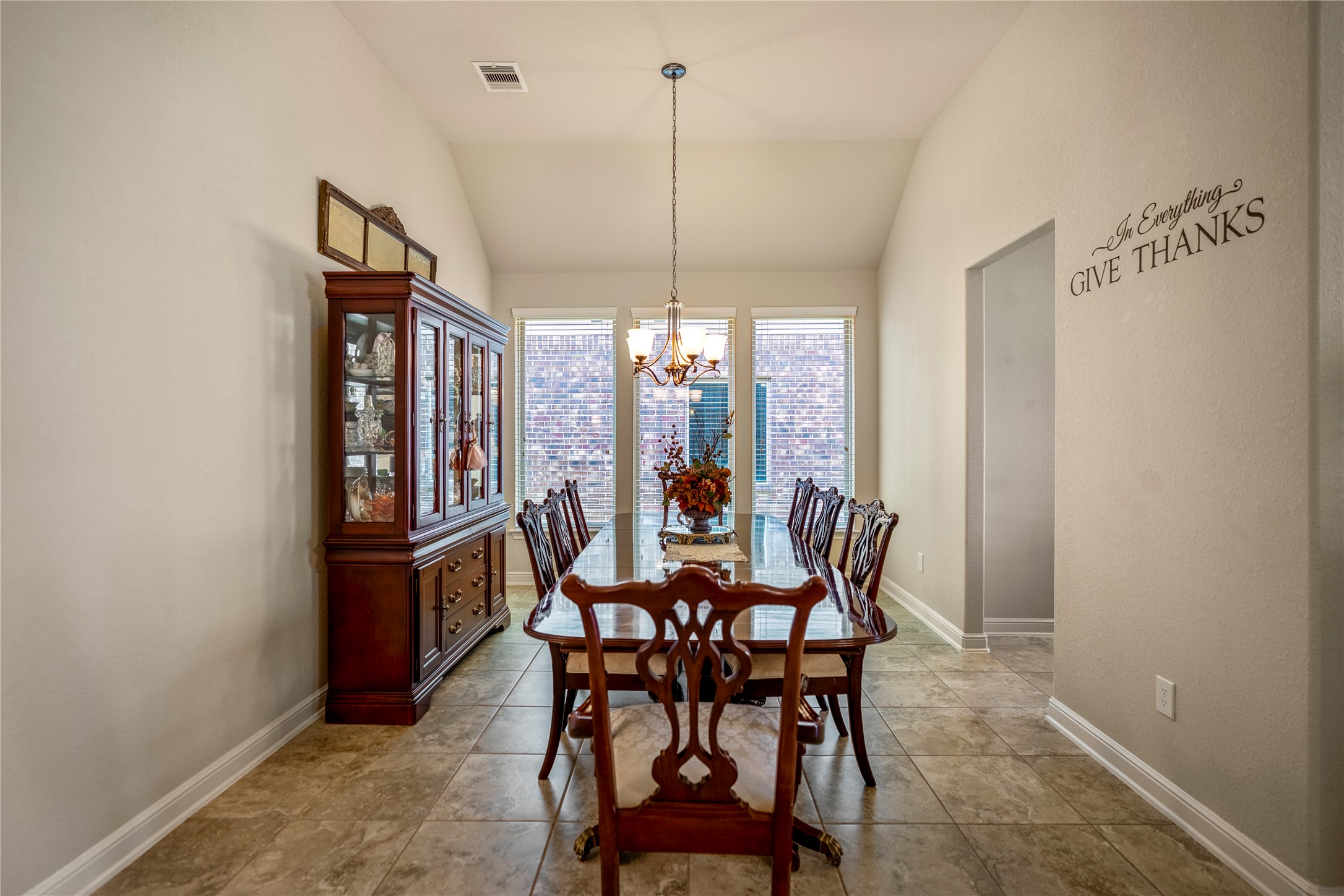 DINING ROOM