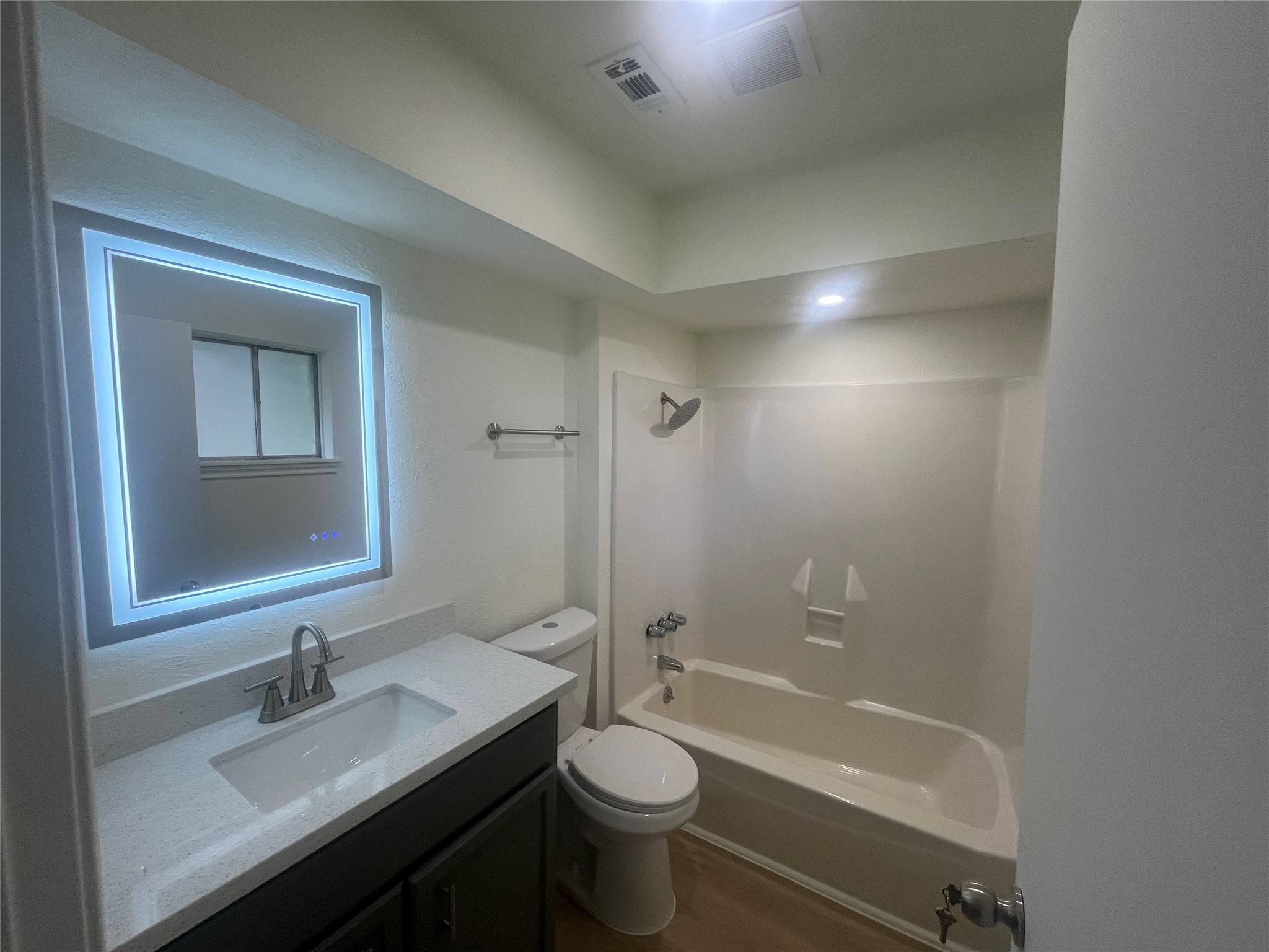 13730 Fernhill Drive, Hurst, TX 77498