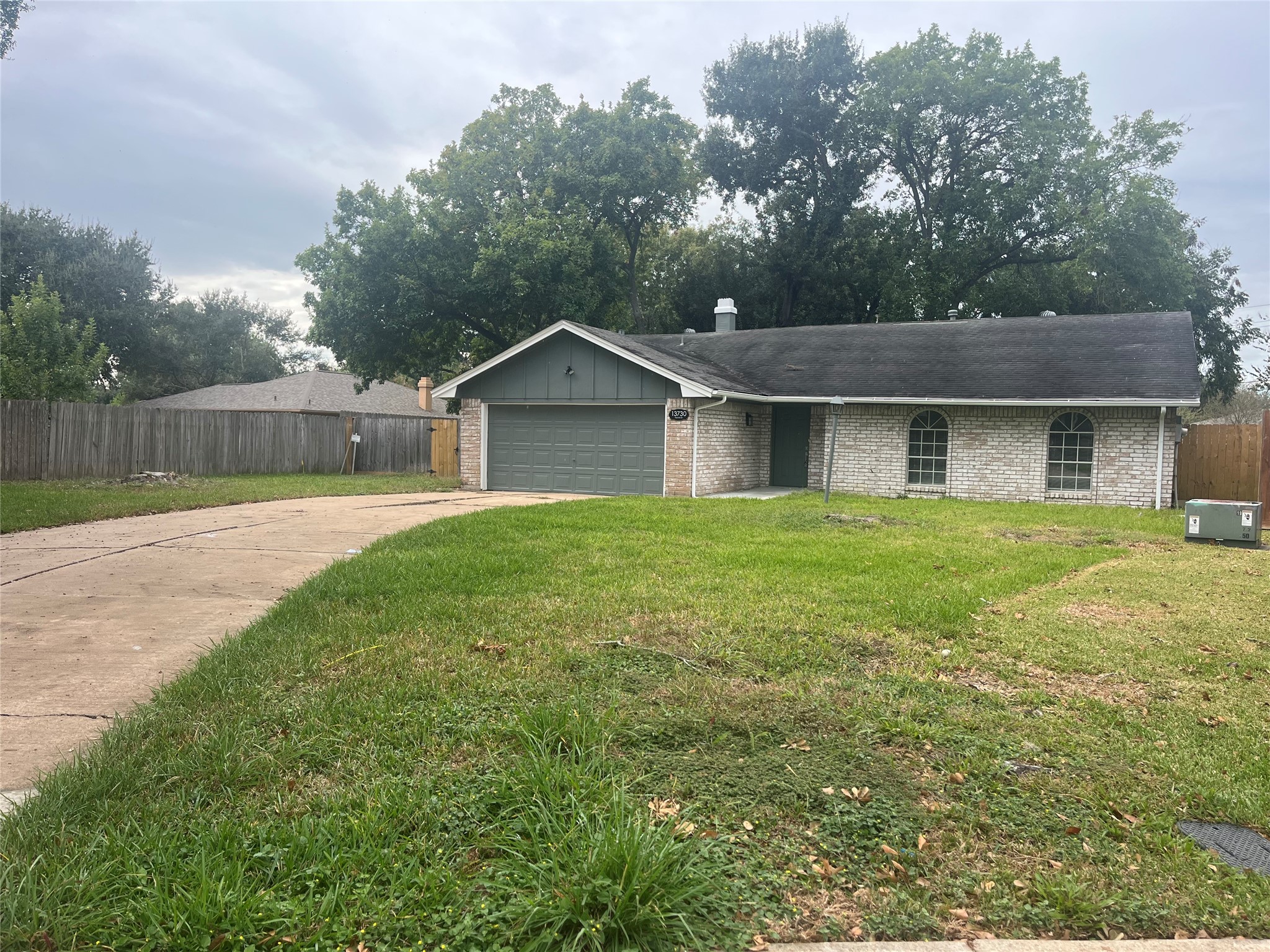 13730 Fernhill Drive, Hurst, TX 77498