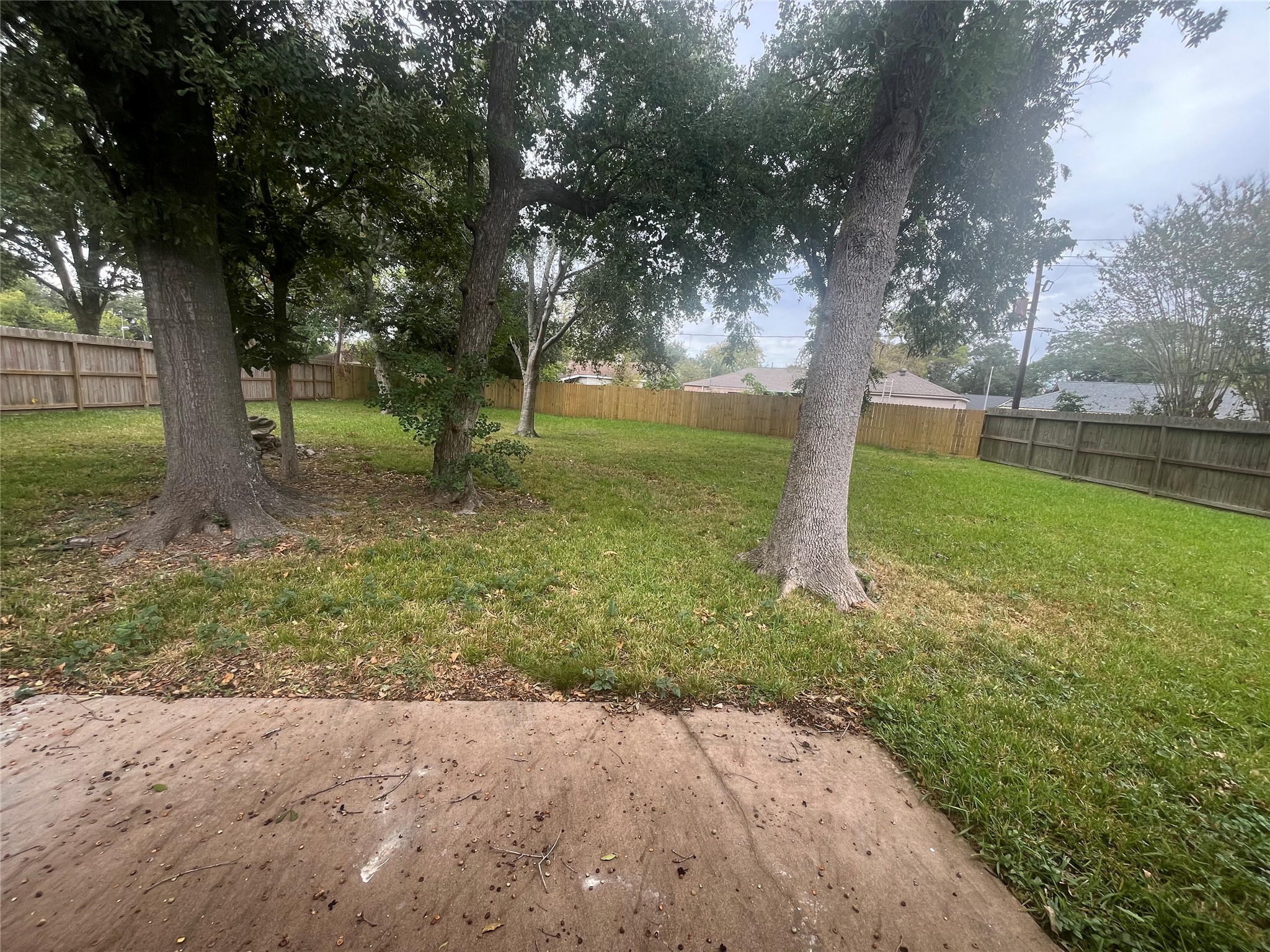 13730 Fernhill Drive, Hurst, TX 77498