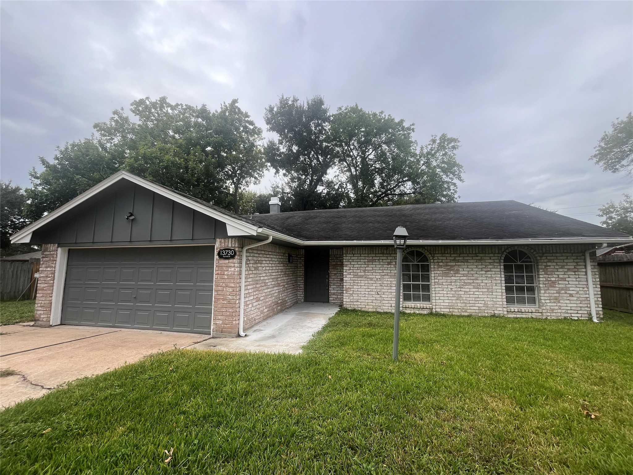 13730 Fernhill Drive, Hurst, TX 77498