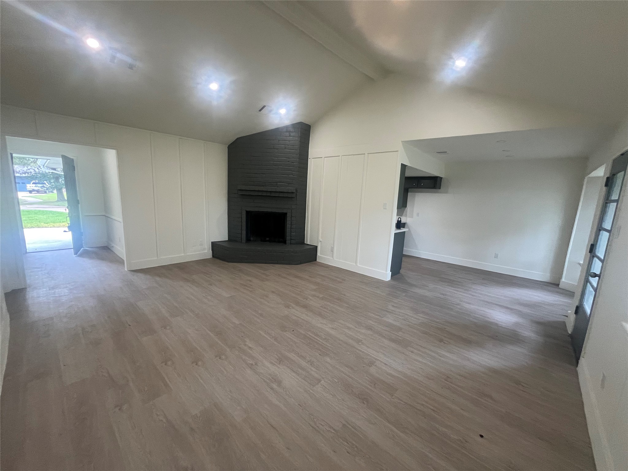 13730 Fernhill Drive, Hurst, TX 77498