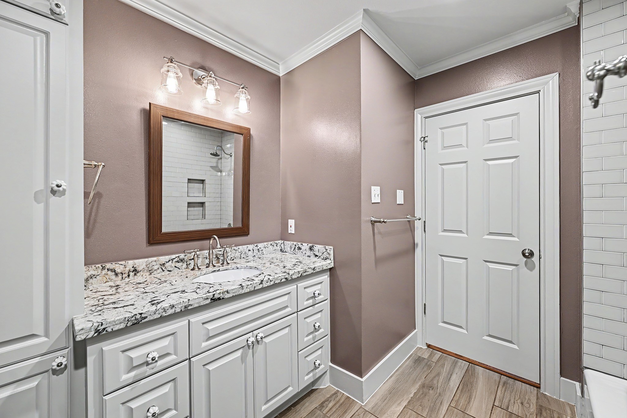320 W 33rd Street, Houston, TX 77018