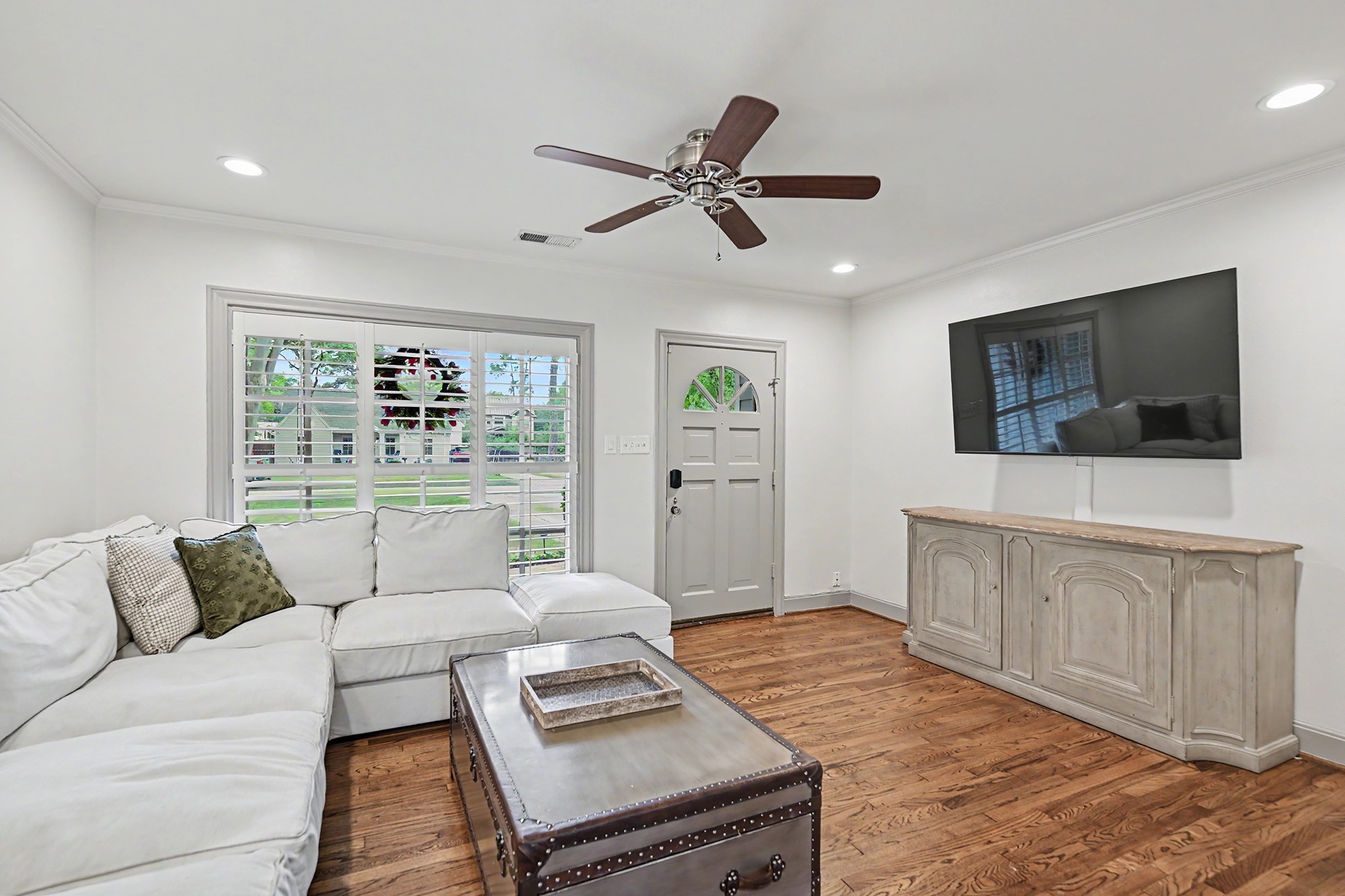 320 W 33rd Street, Houston, TX 77018