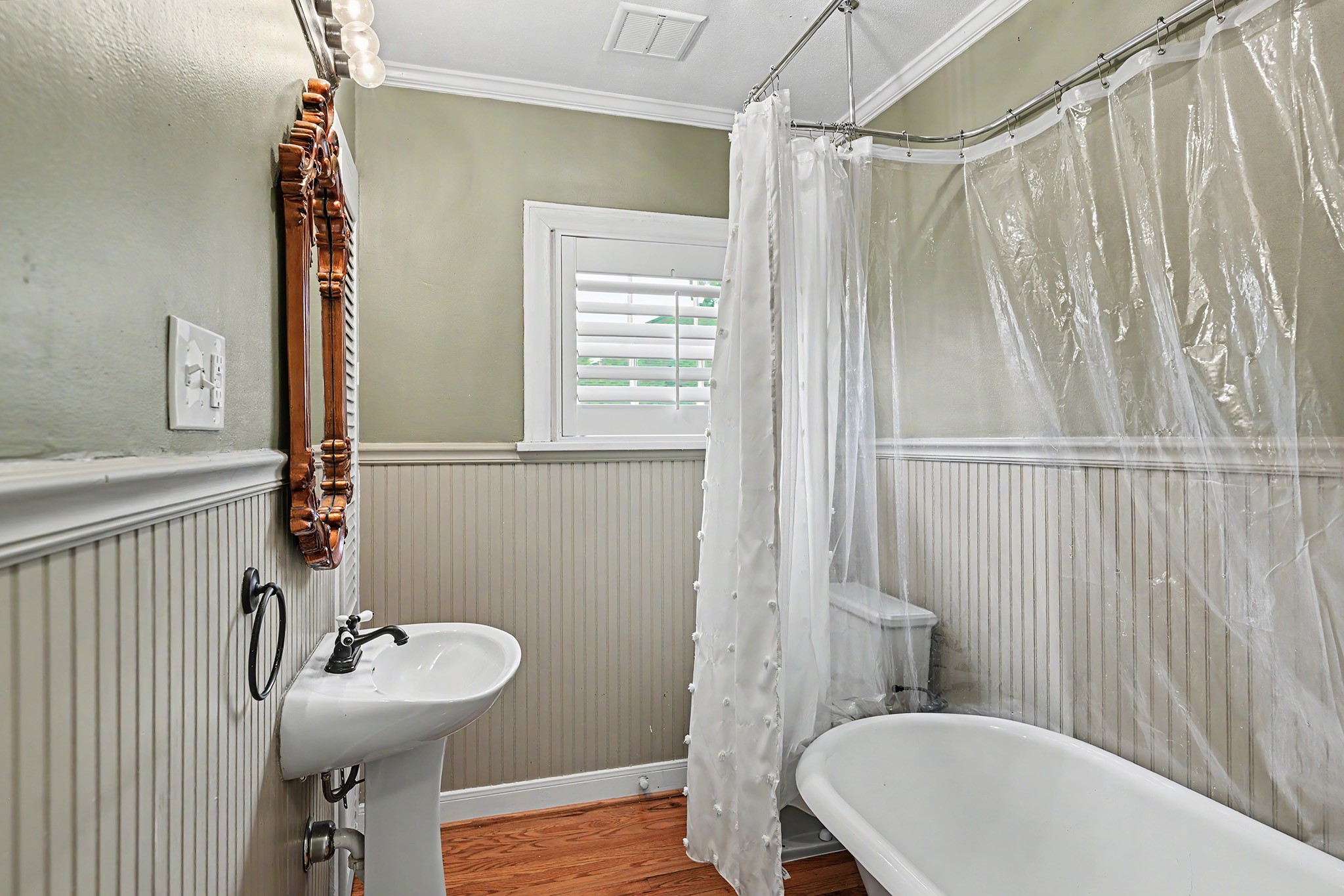 320 W 33rd Street, Houston, TX 77018