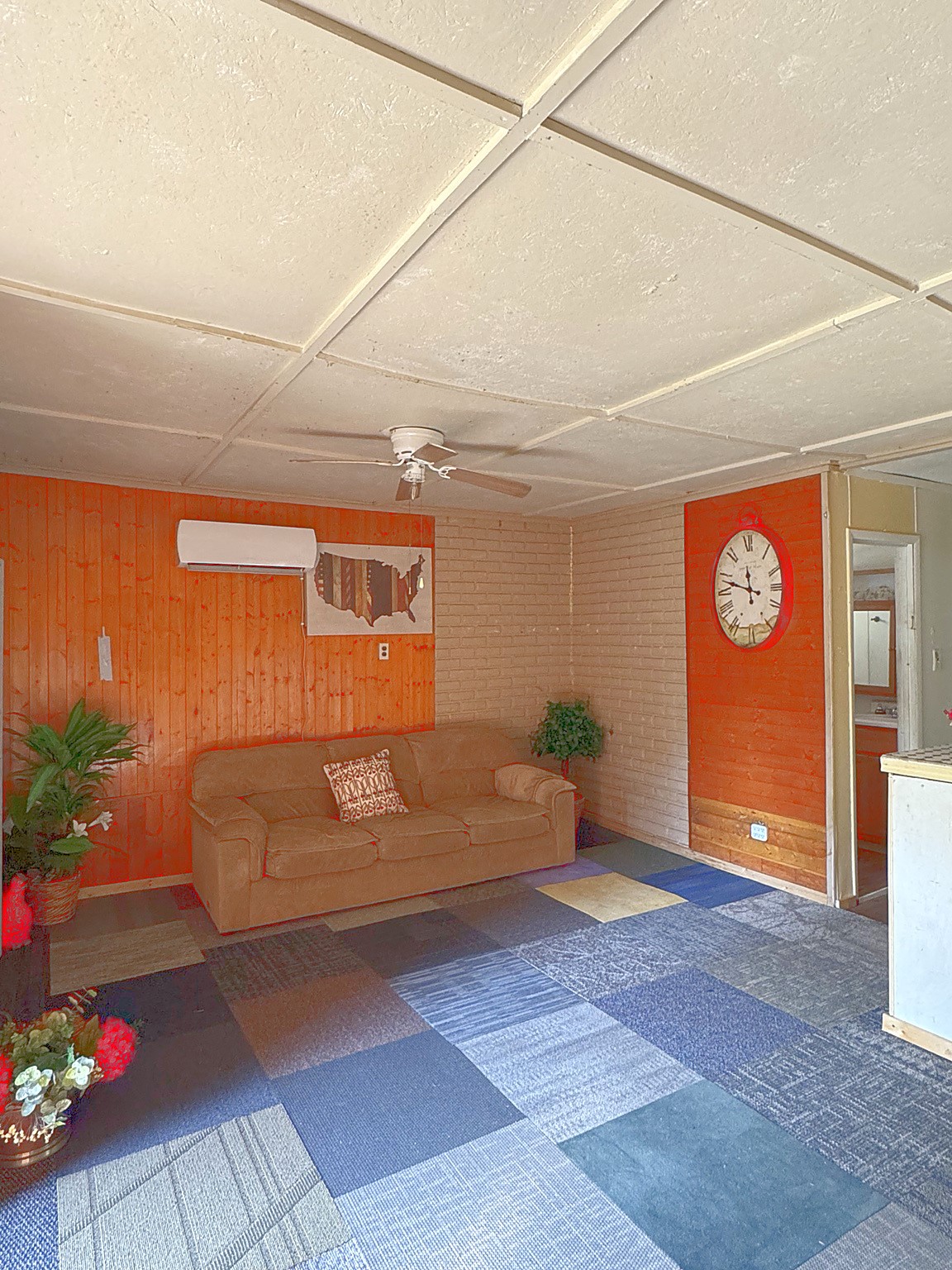205 Joy Drive, Angleton, TX 77515