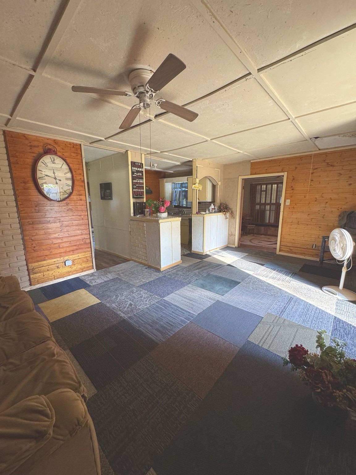 205 Joy Drive, Angleton, TX 77515