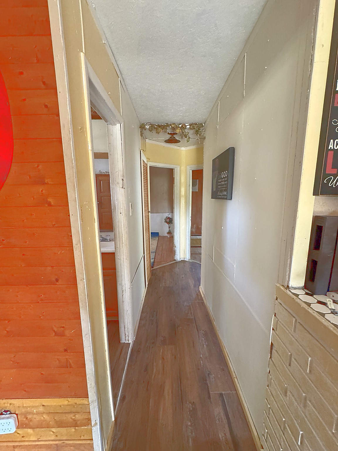 205 Joy Drive, Angleton, TX 77515