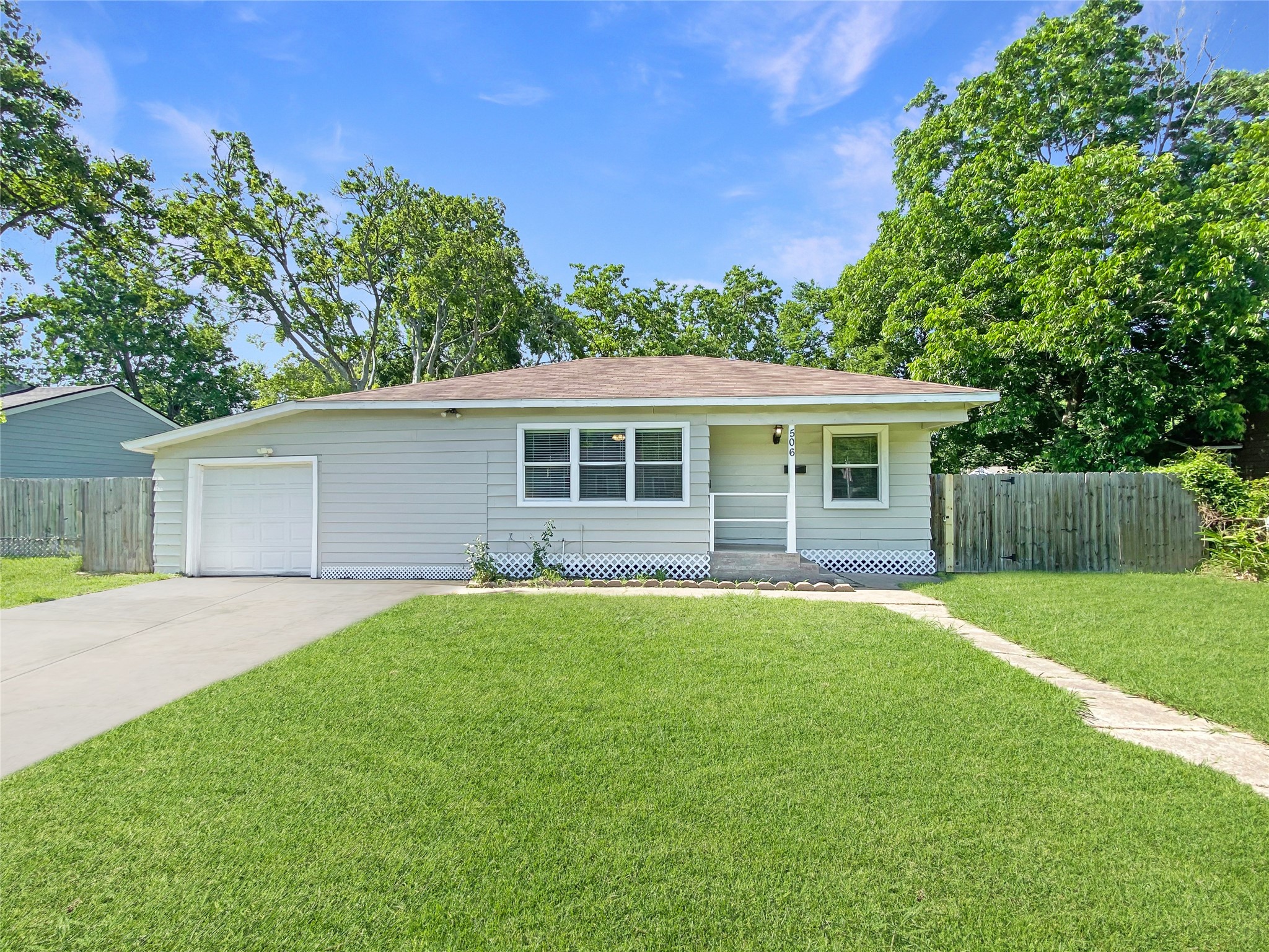 506 Azalea Drive, La Marque, TX 77568 506 Azalea Drive, La Marque, TX 77568