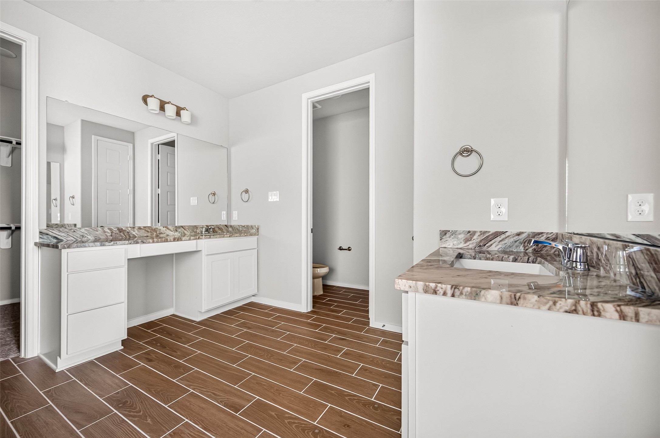 1061 Apple Ridge Road, Magnolia, TX 77355