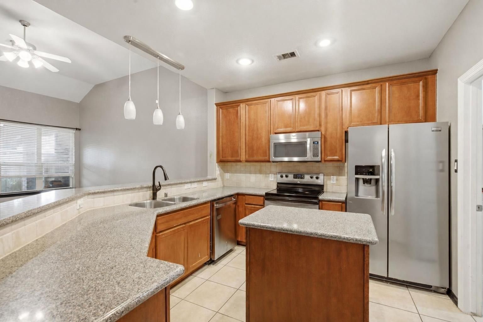 10534 Willow Park View, Houston, TX 77070
