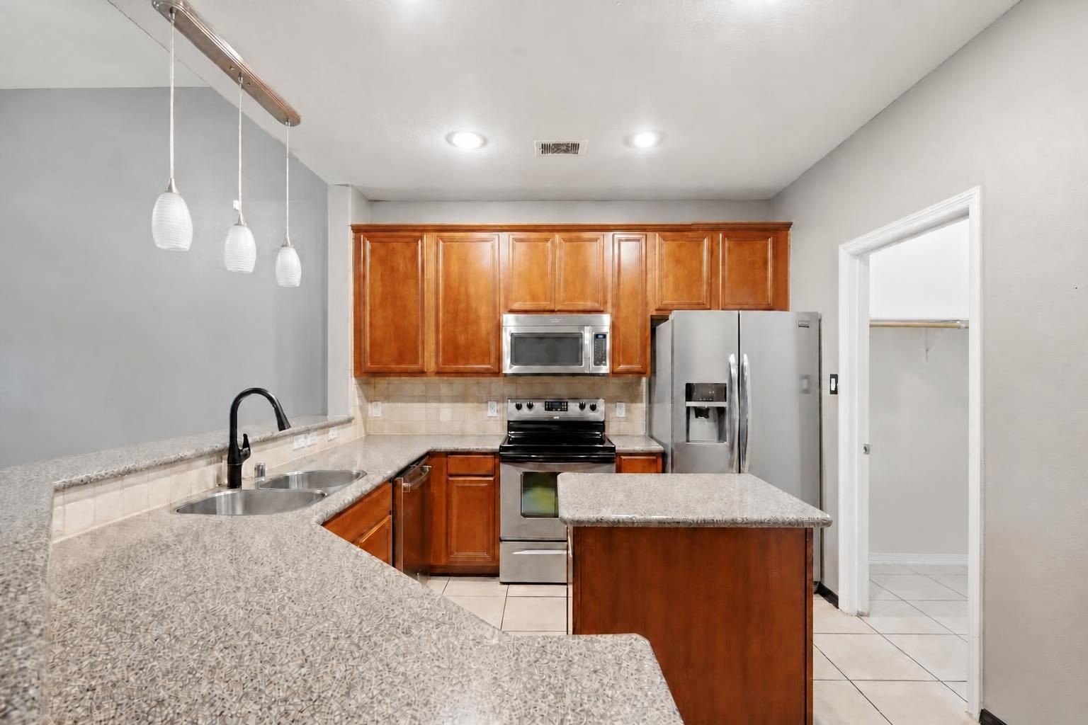 10534 Willow Park View, Houston, TX 77070