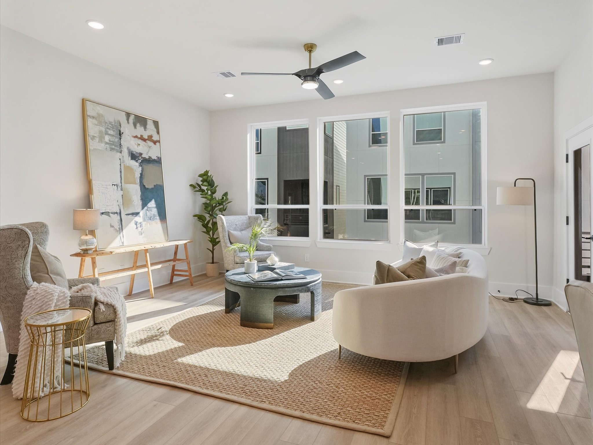 4712 Thornton Villas Lane, Houston, TX 77018