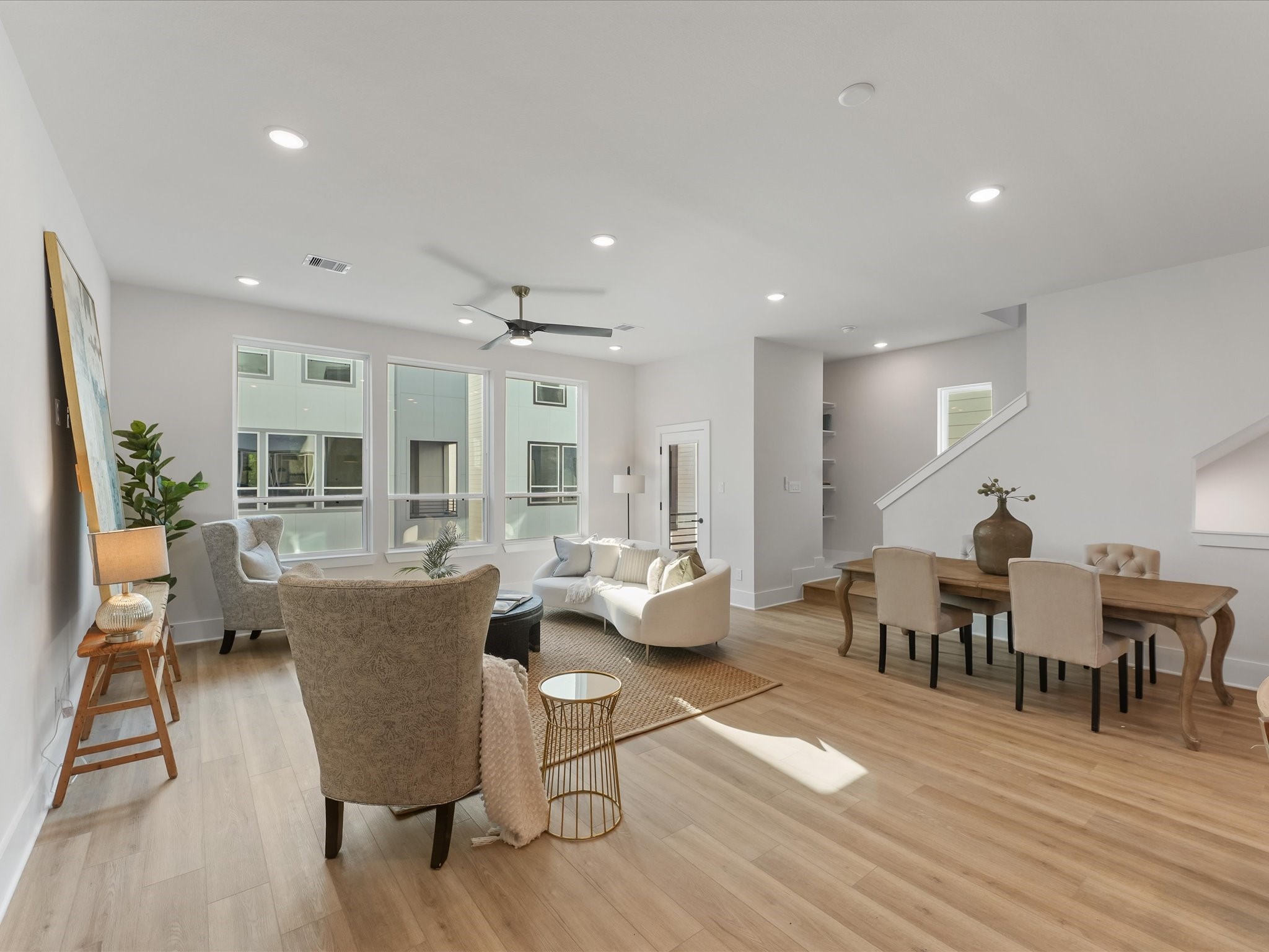 4712 Thornton Villas Lane, Houston, TX 77018