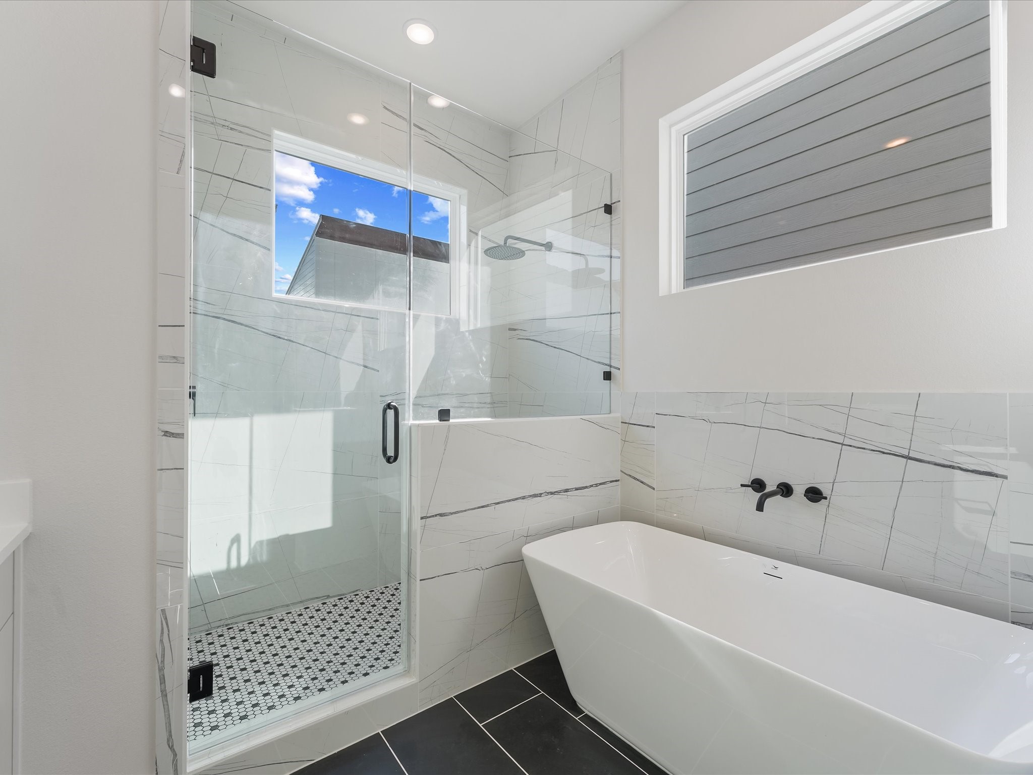 4712 Thornton Villas Lane, Houston, TX 77018