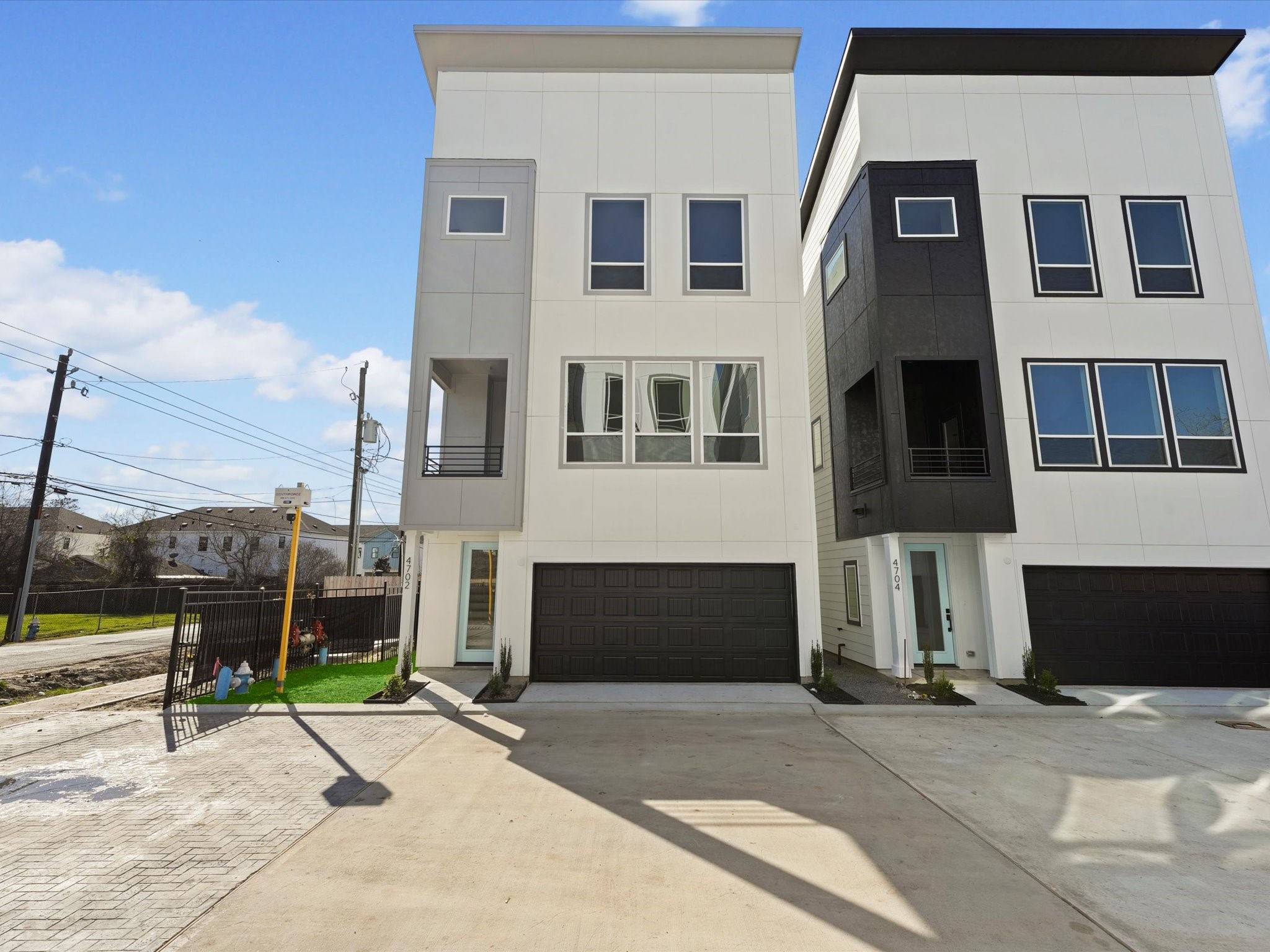 4712 Thornton Villas Lane, Houston, TX 77018 4712 Thornton Villas Lane, Houston, TX 77018