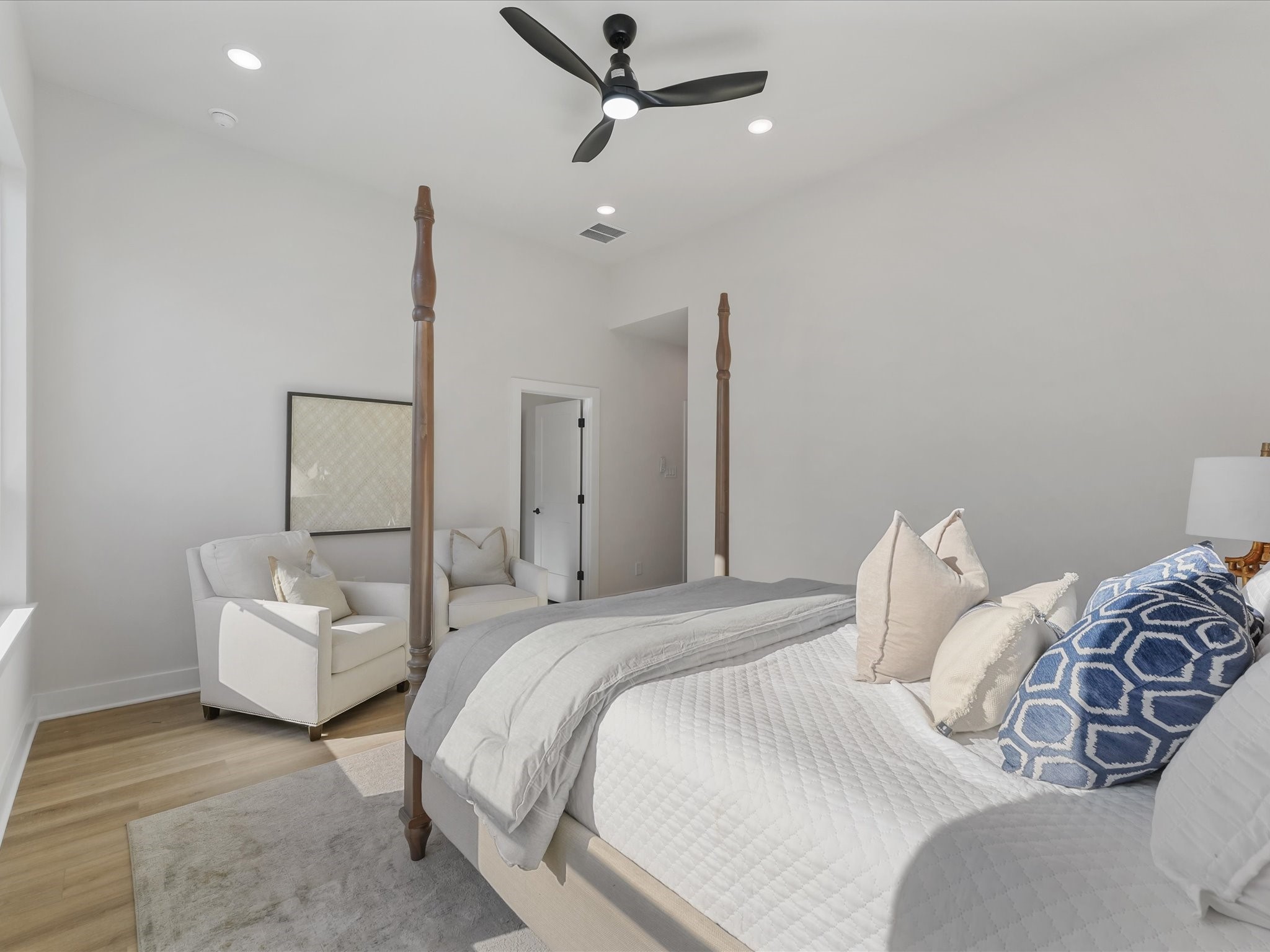 4712 Thornton Villas Lane, Houston, TX 77018