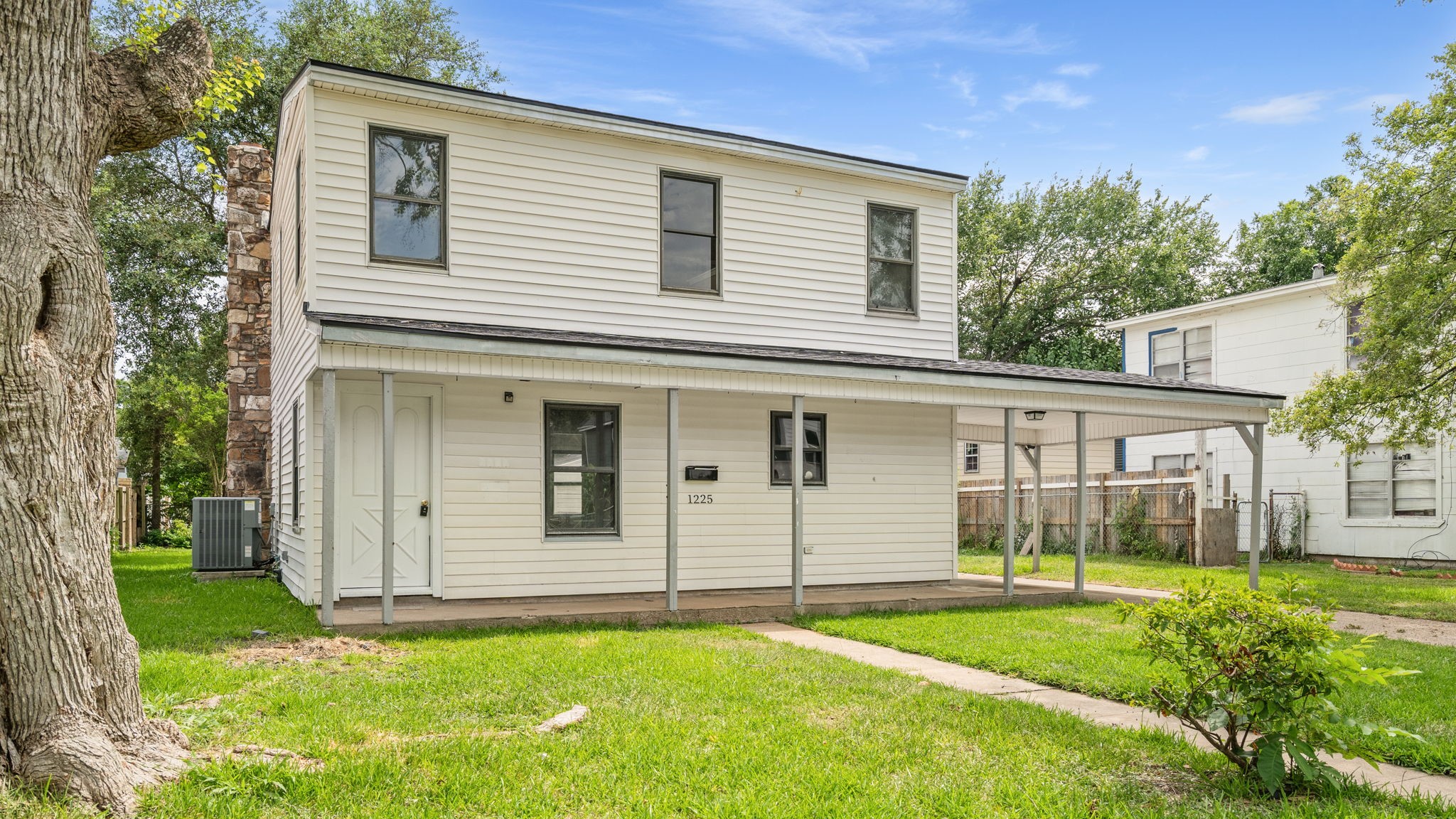 1225 3rd Avenue N, Texas City, TX 77590 1225 3rd Avenue N, Texas City, TX 77590