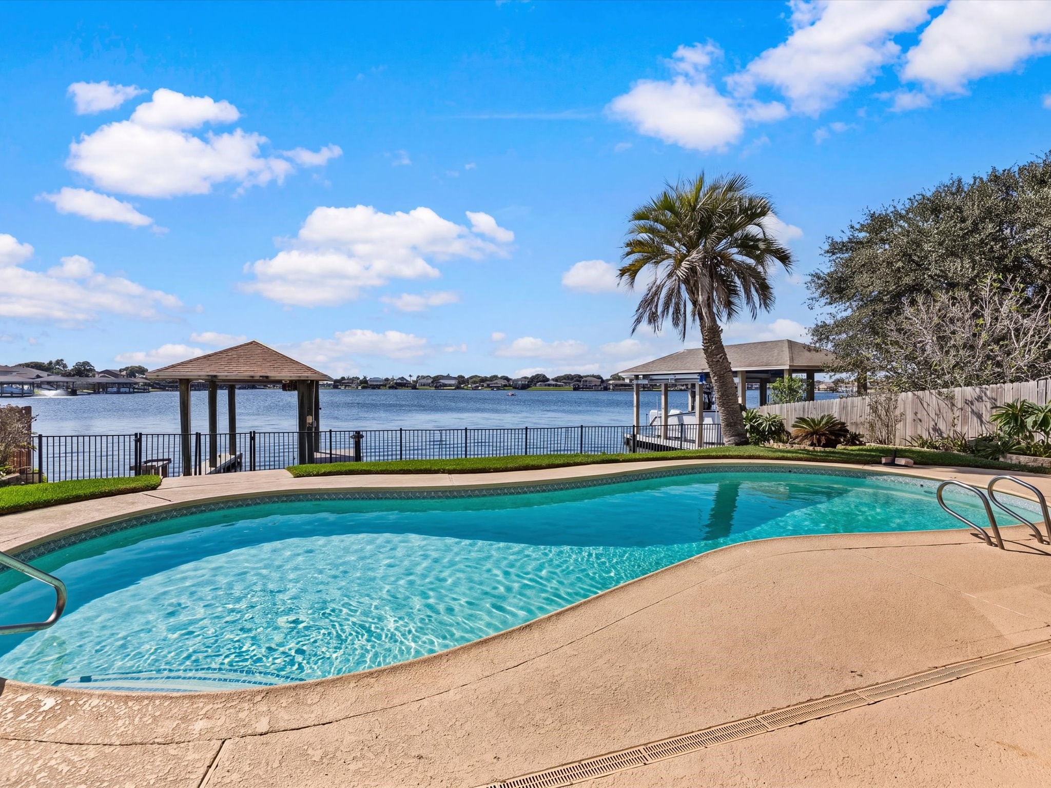 3013 Beluche Drive, Galveston, TX 77551