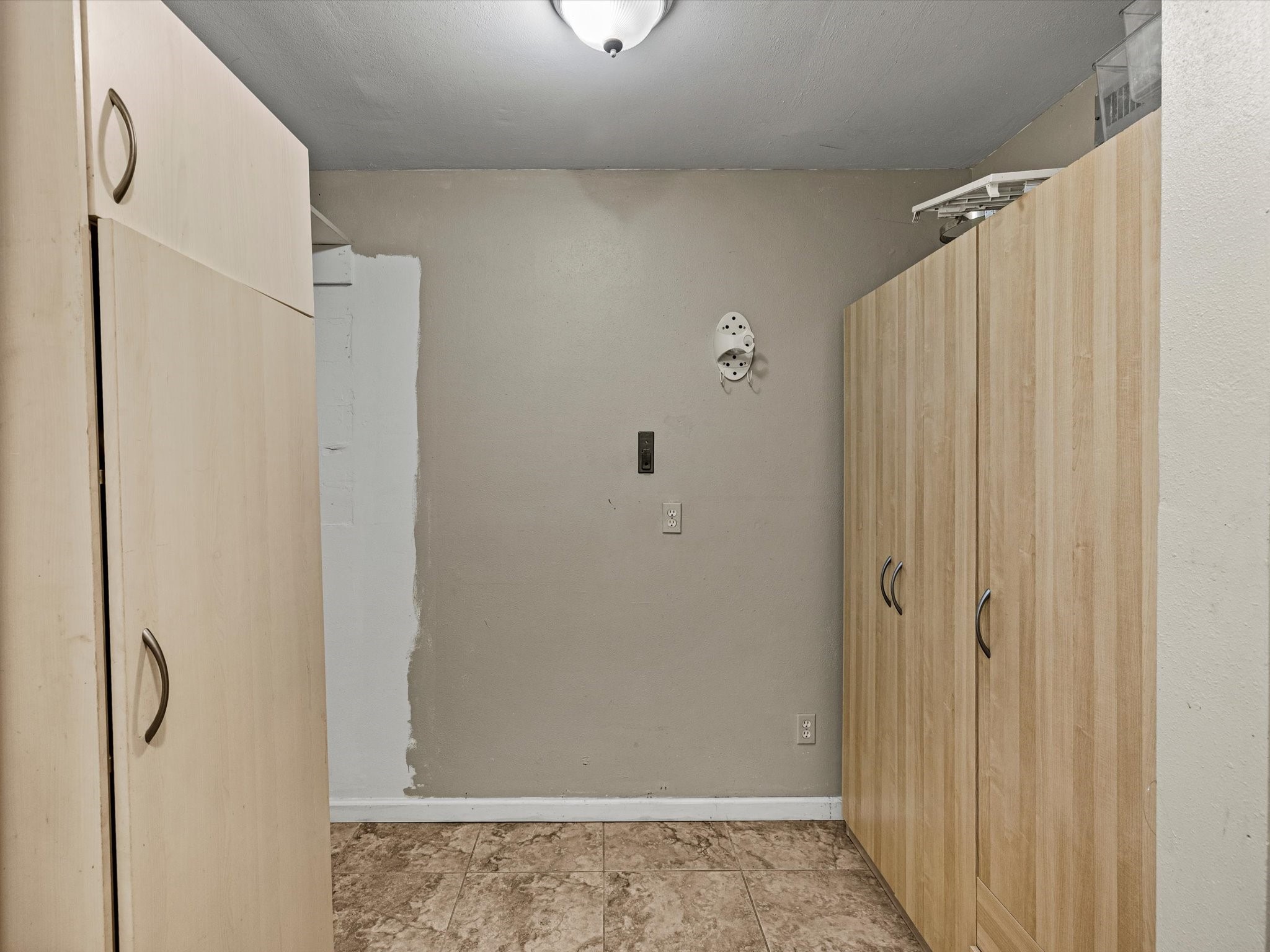 3013 Beluche Drive, Galveston, TX 77551