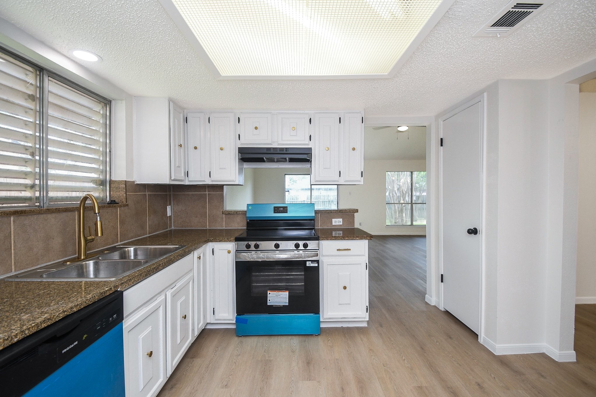 3709 Misty Cove Court, Dickinson, TX 77539