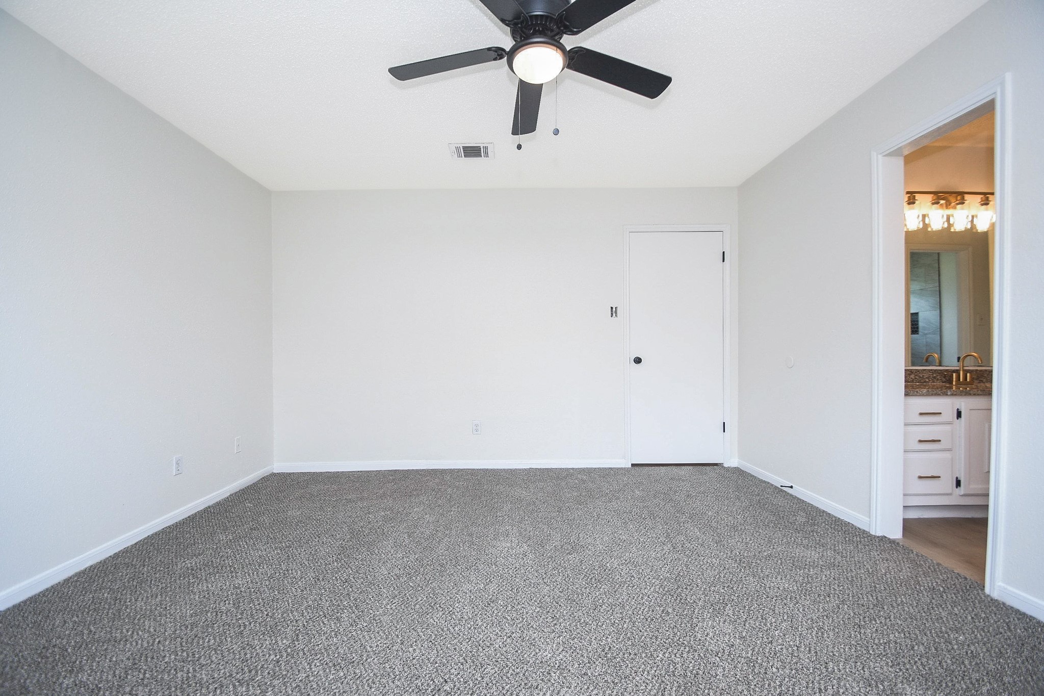 3709 Misty Cove Court, Dickinson, TX 77539