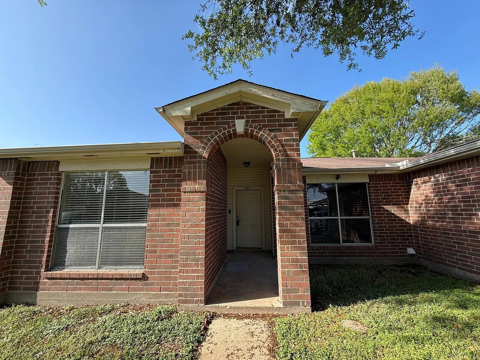 6514 Summit Ridge Court, Houston, TX 77085