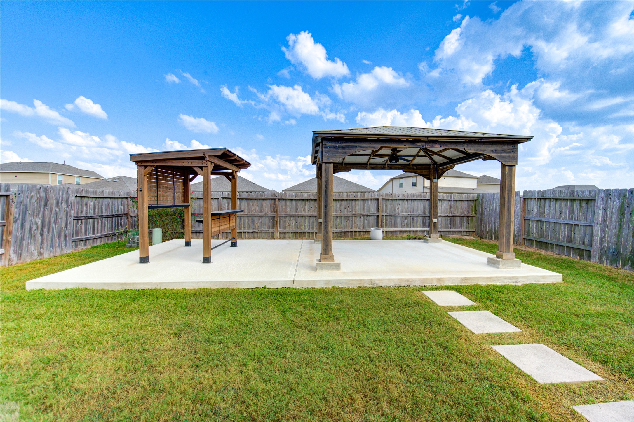 9826 Copper Ranch Trail, Richmond, TX 77406