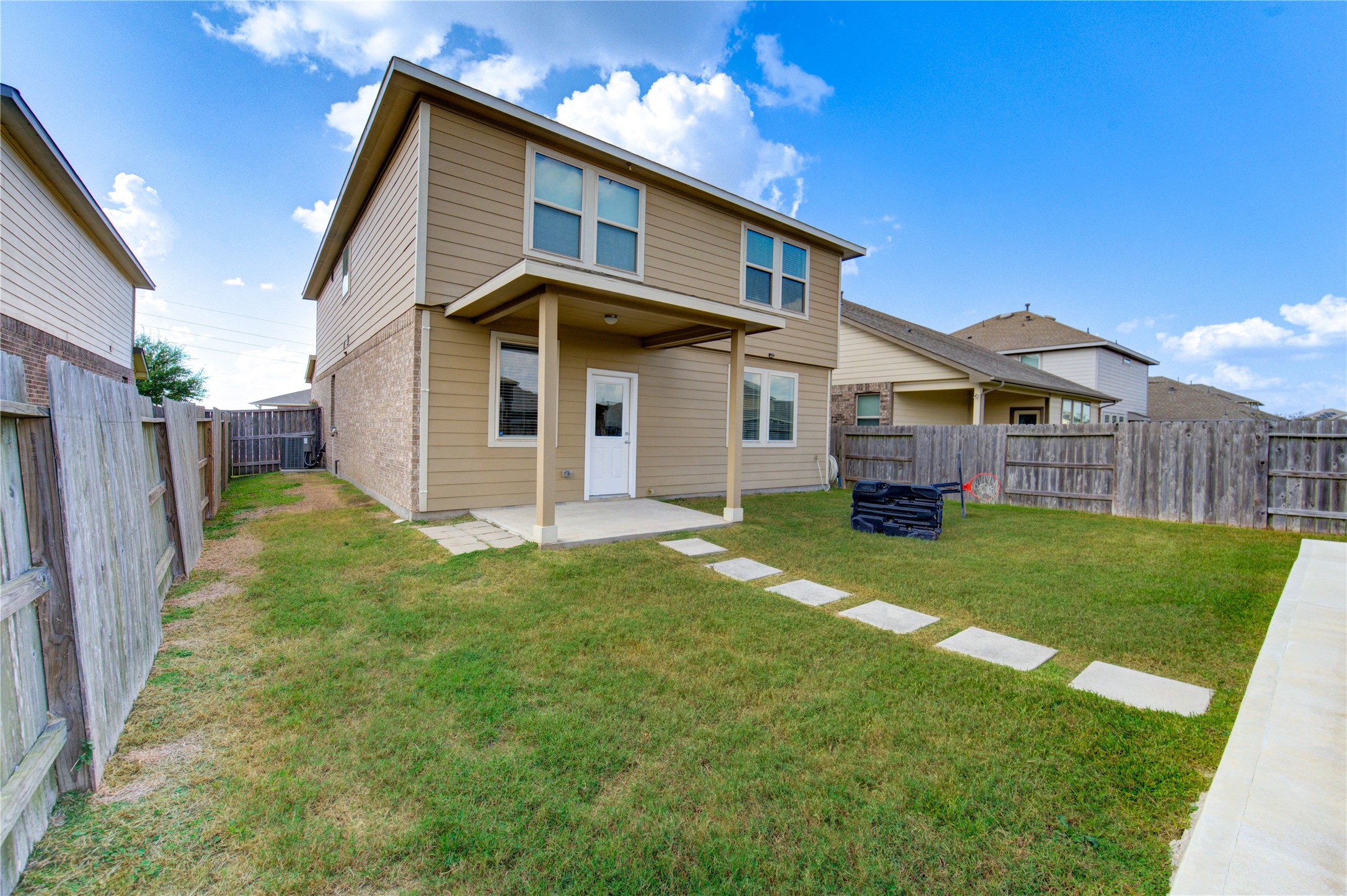 9826 Copper Ranch Trail, Richmond, TX 77406