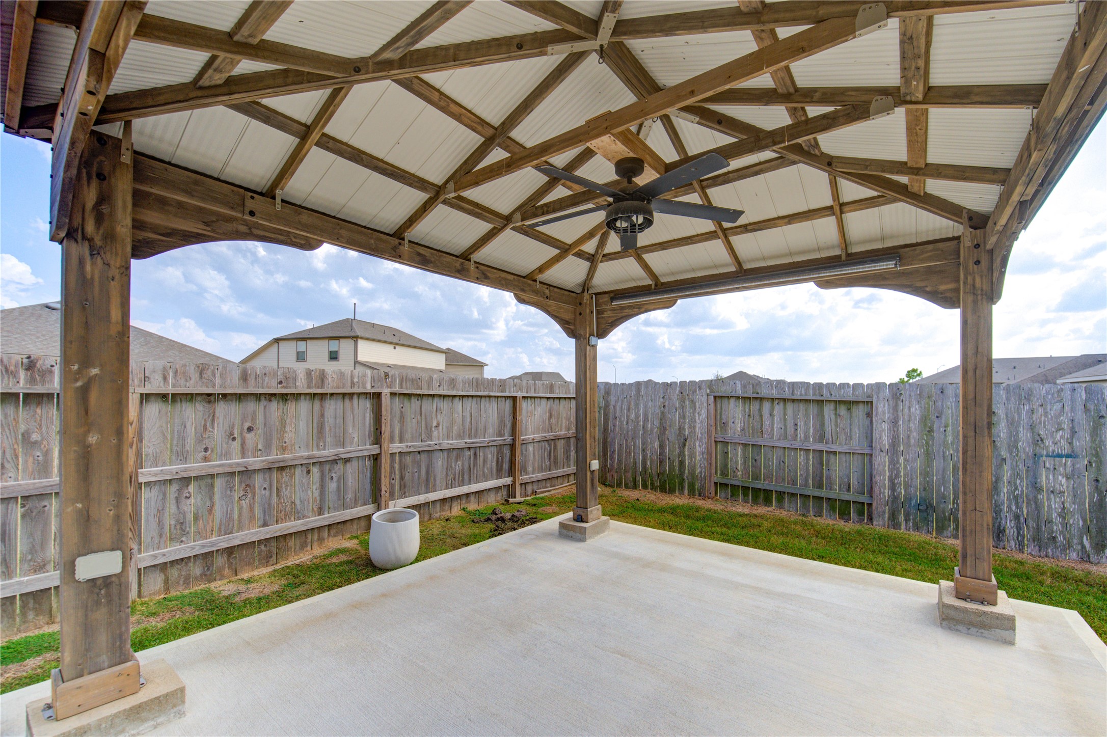 9826 Copper Ranch Trail, Richmond, TX 77406