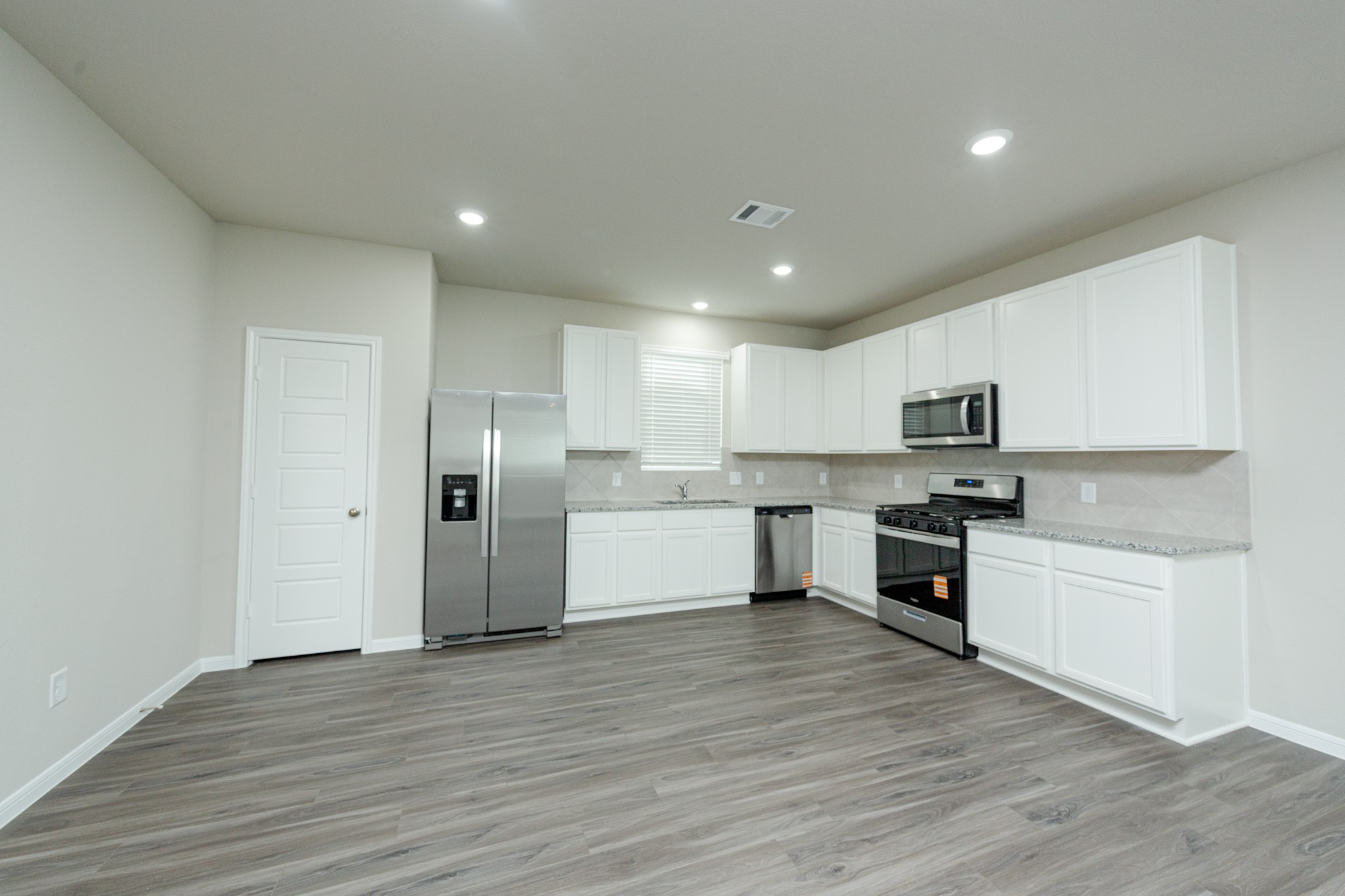 3074 Nickell Back Drive, Conroe, TX 77301