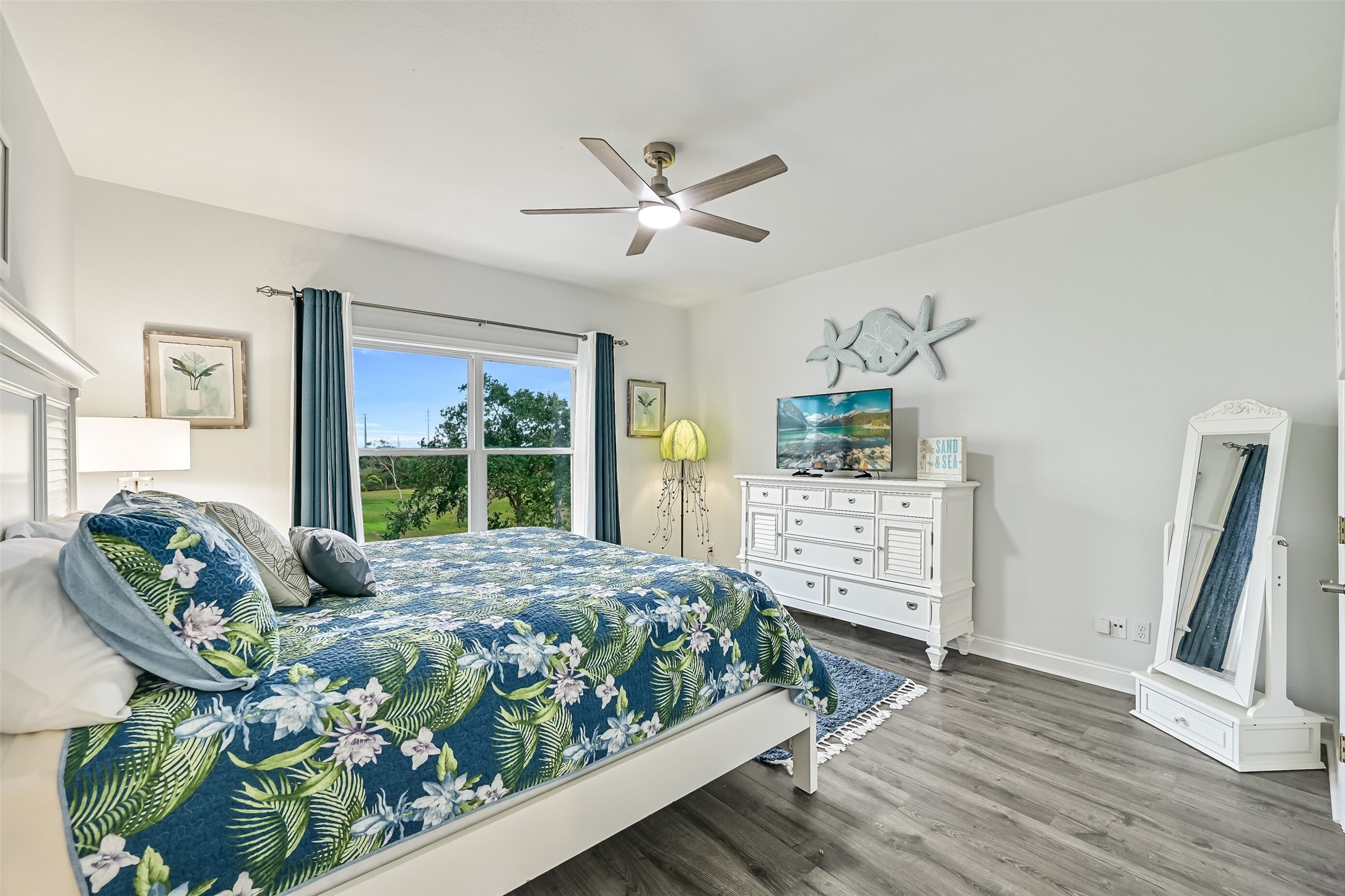3635 Foremast Drive, Galveston, TX 77554