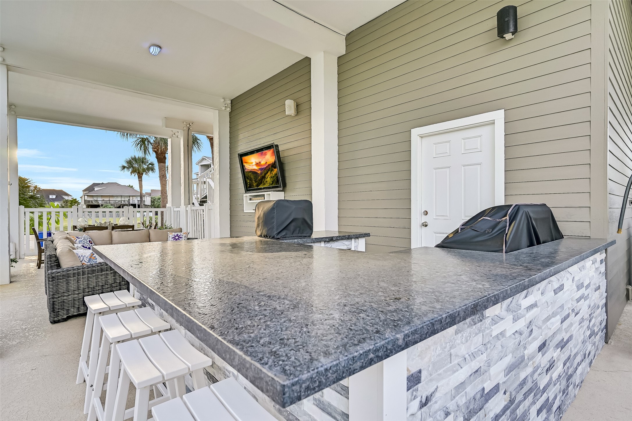 3635 Foremast Drive, Galveston, TX 77554