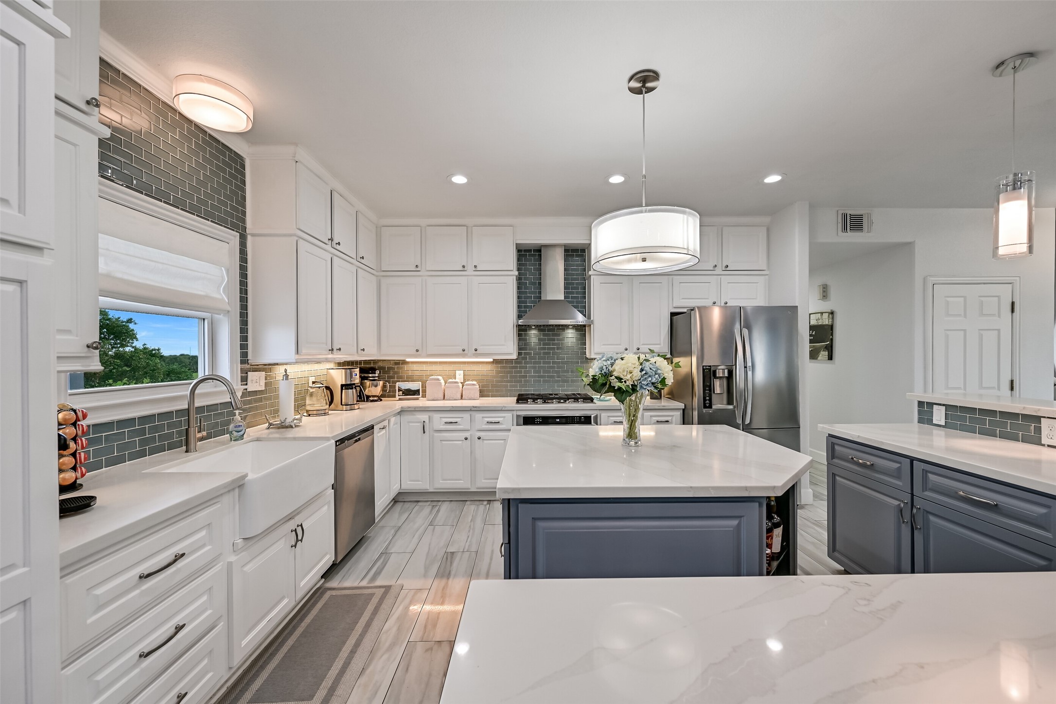 3635 Foremast Drive, Galveston, TX 77554