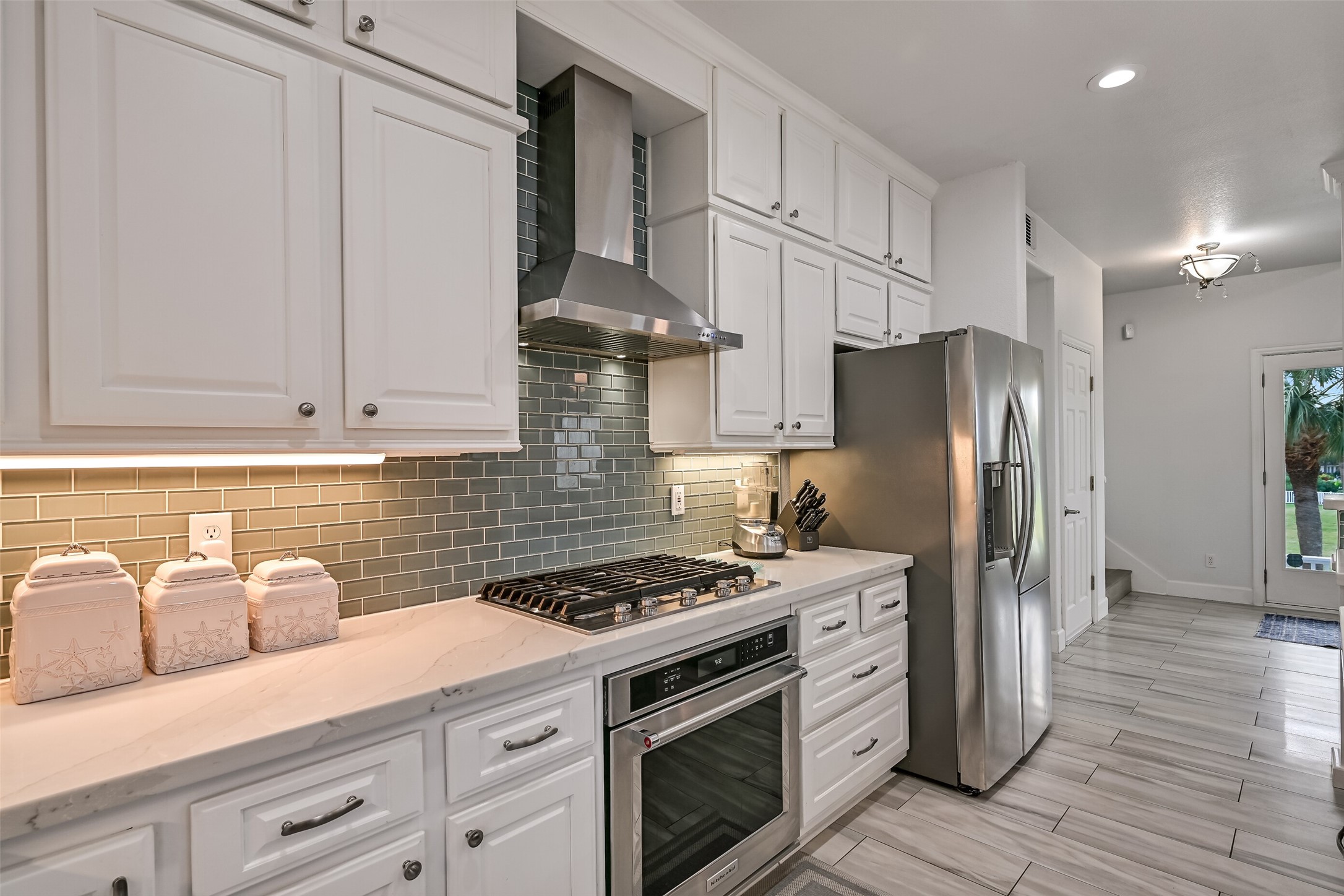 3635 Foremast Drive, Galveston, TX 77554