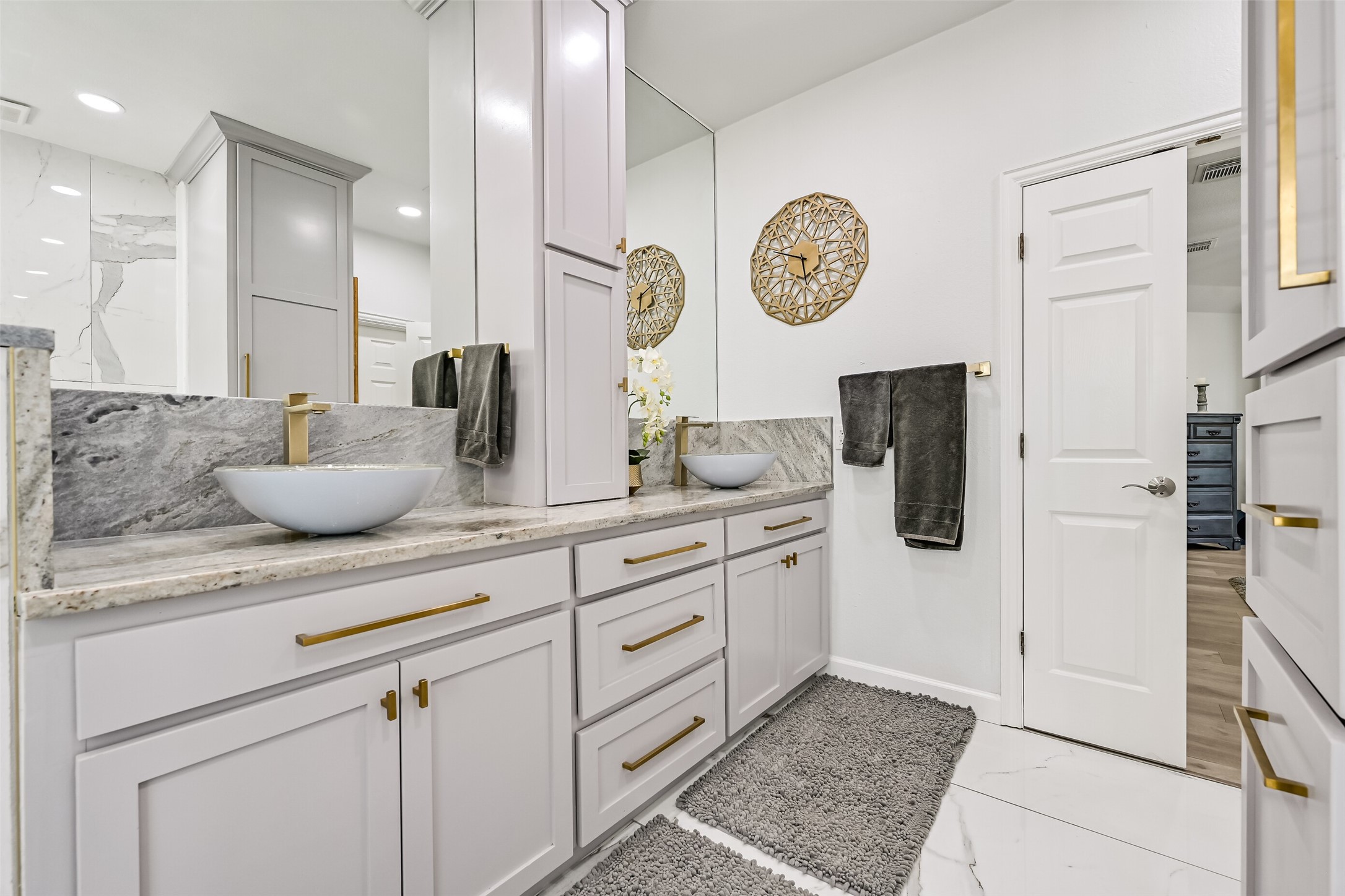 3635 Foremast Drive, Galveston, TX 77554